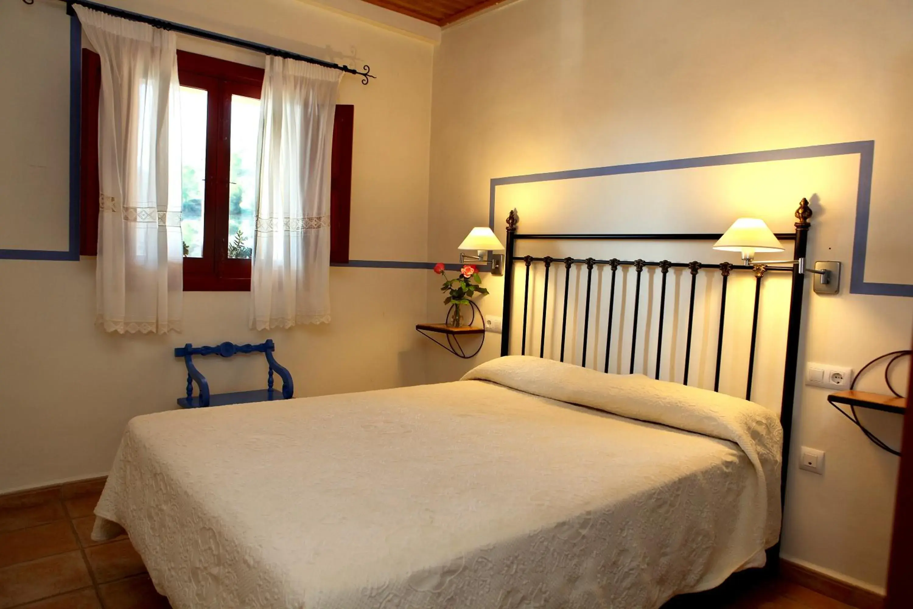 Three-Bedroom Apartment - single occupancy in Hotel Rural El Molino de Felipe Three-Bedroom Apartment - single occupancy in Hotel Rural El Molino de Felipe