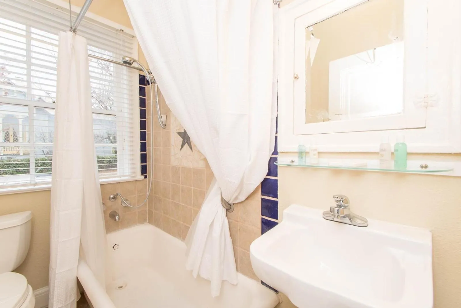 THE MADISON - San Antonio Riverwalk - Downtown - Convention Center