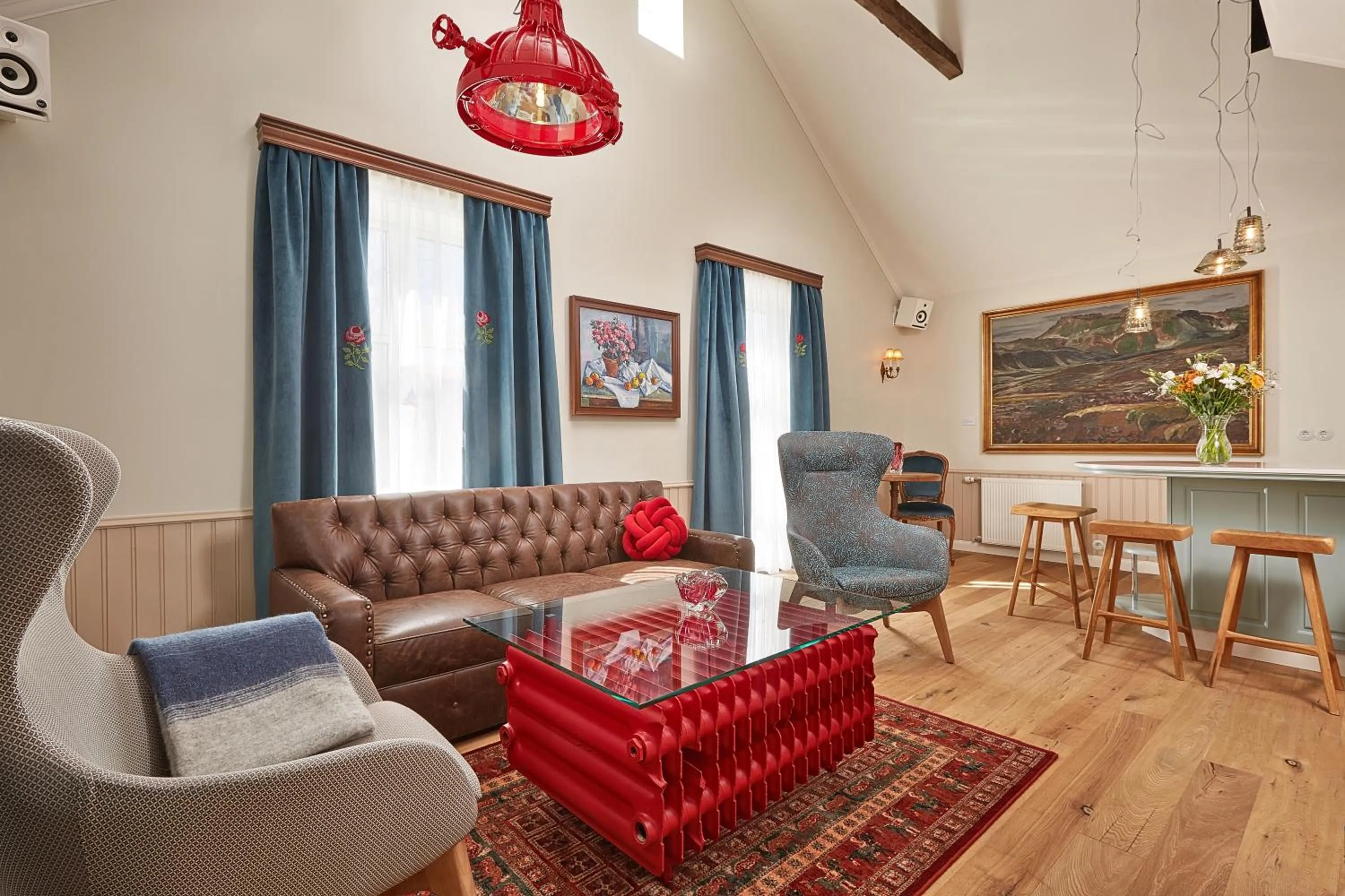 Seating area in Reykjavik Marina - Berjaya Iceland Hotels