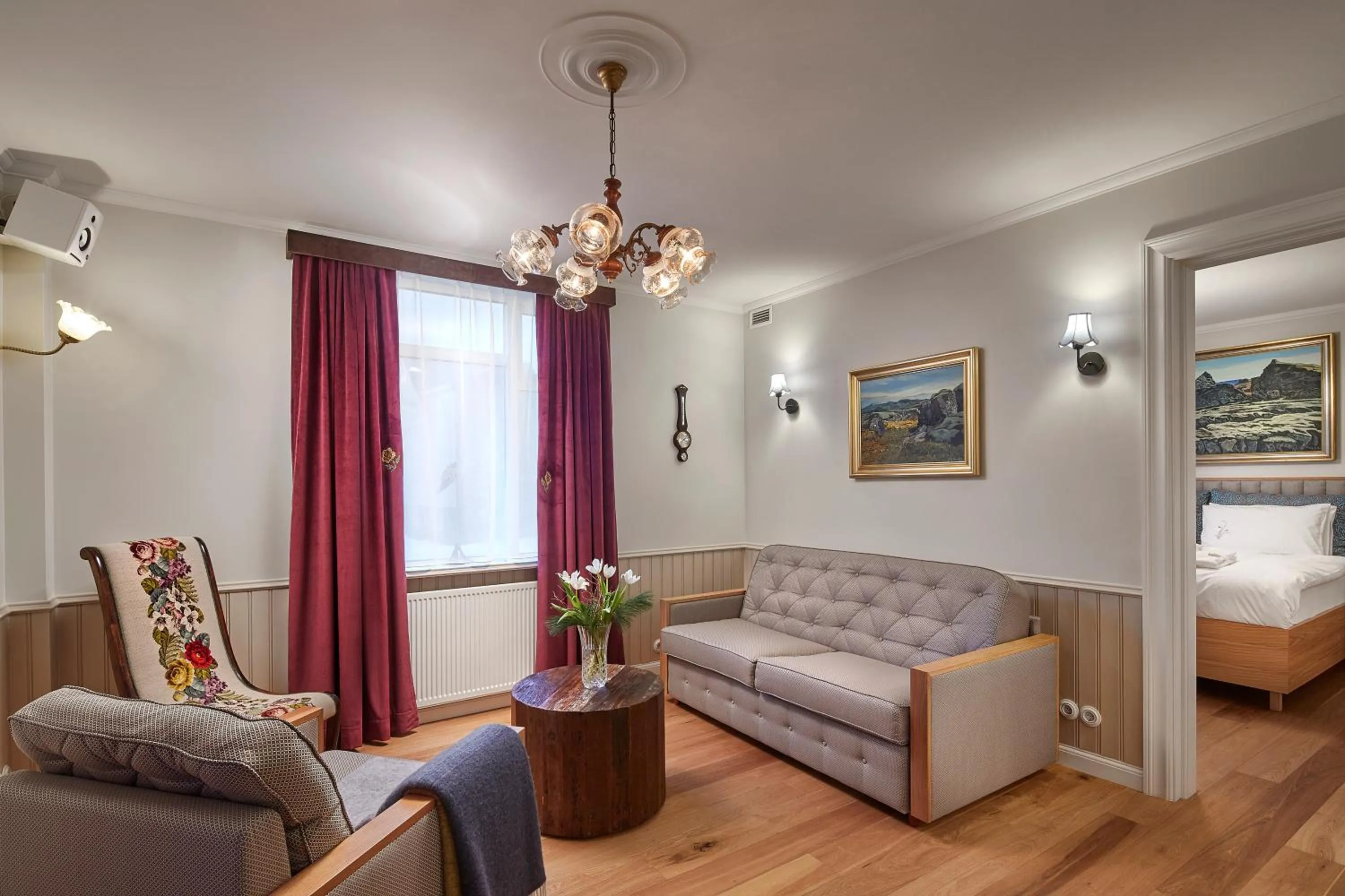 Living room, Bed in Reykjavik Marina - Berjaya Iceland Hotels