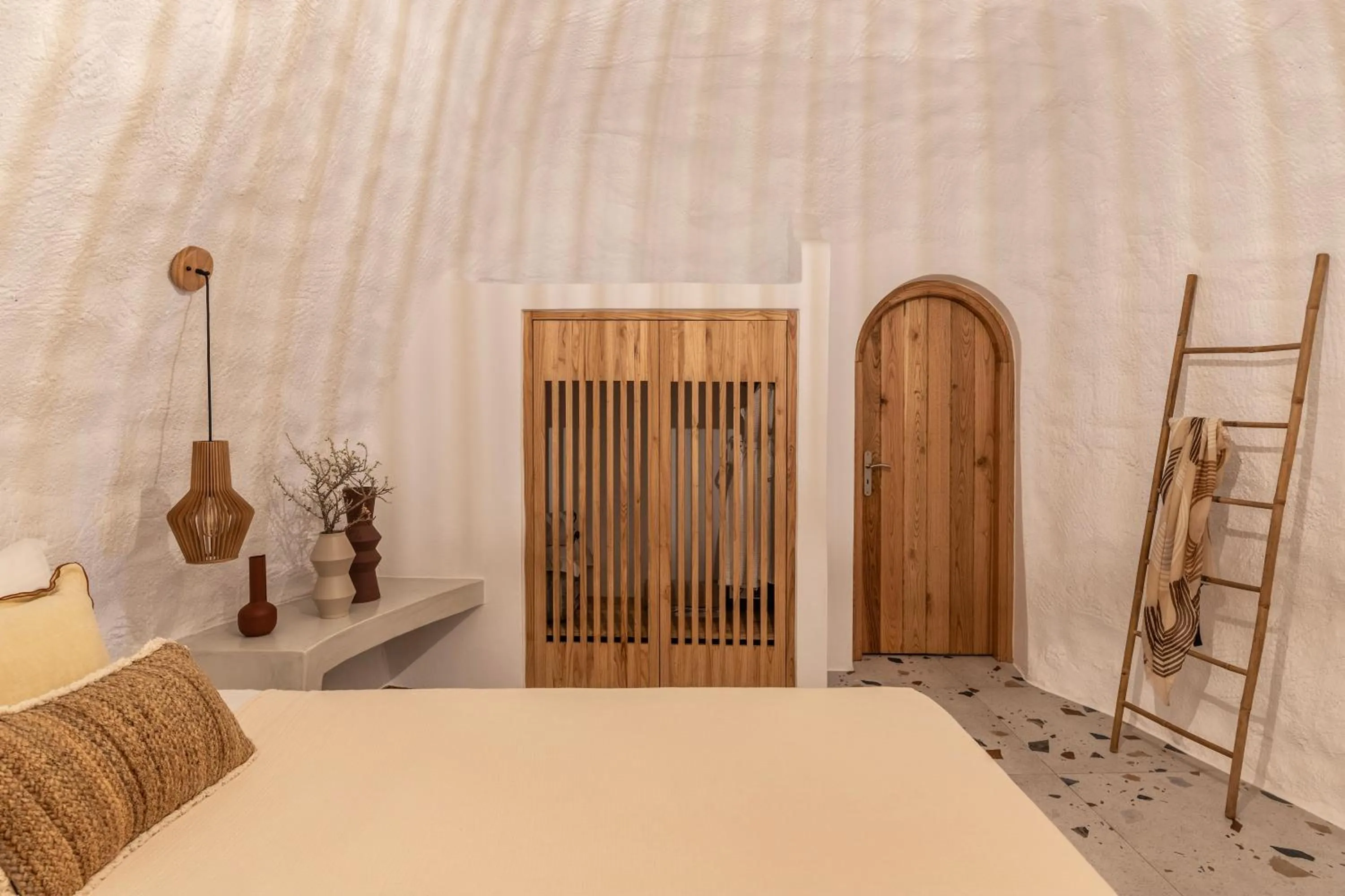 Bedroom, Bed in LUKAS Aethereal Living