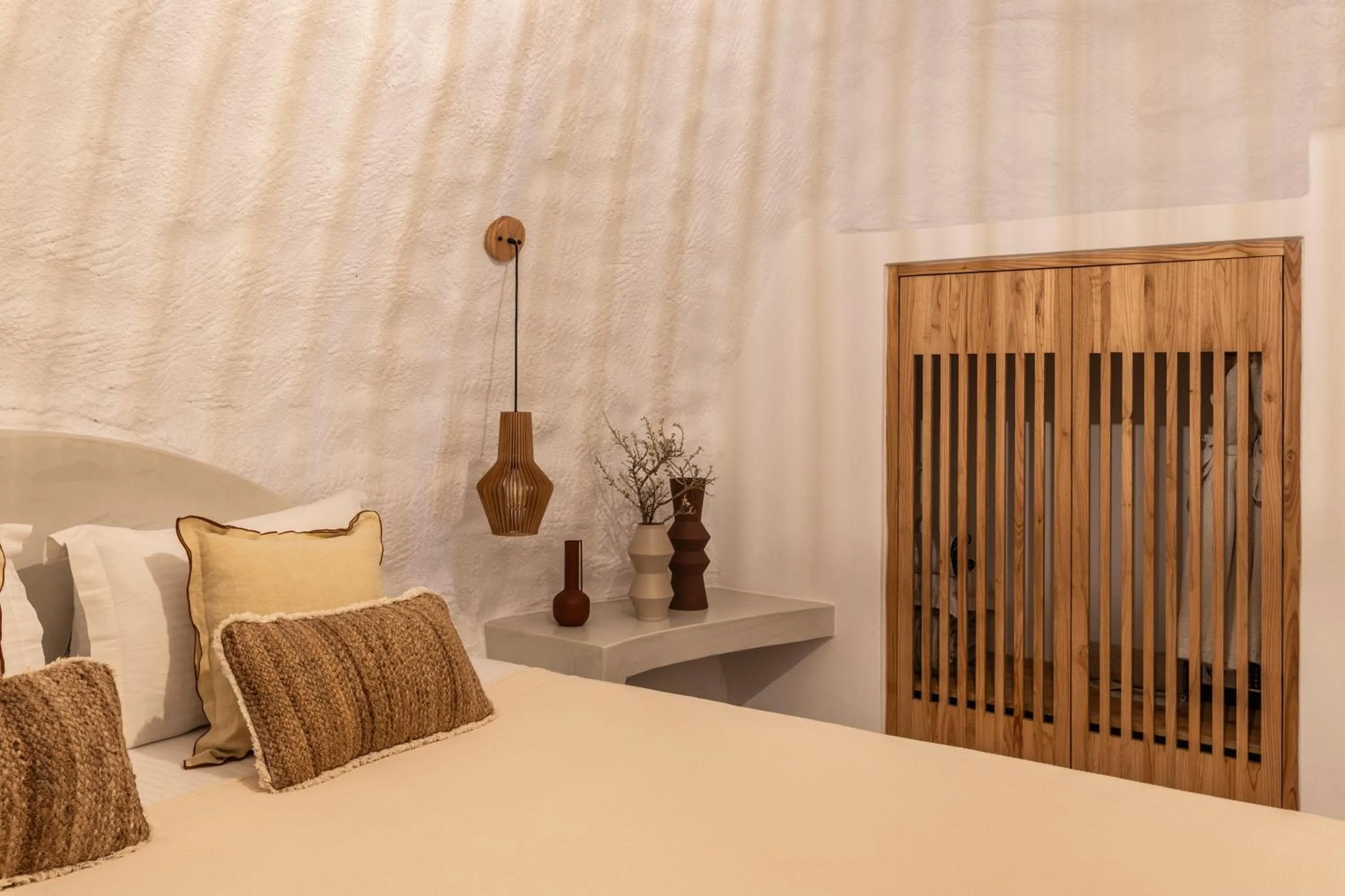 Bedroom, Bed in LUKAS Aethereal Living