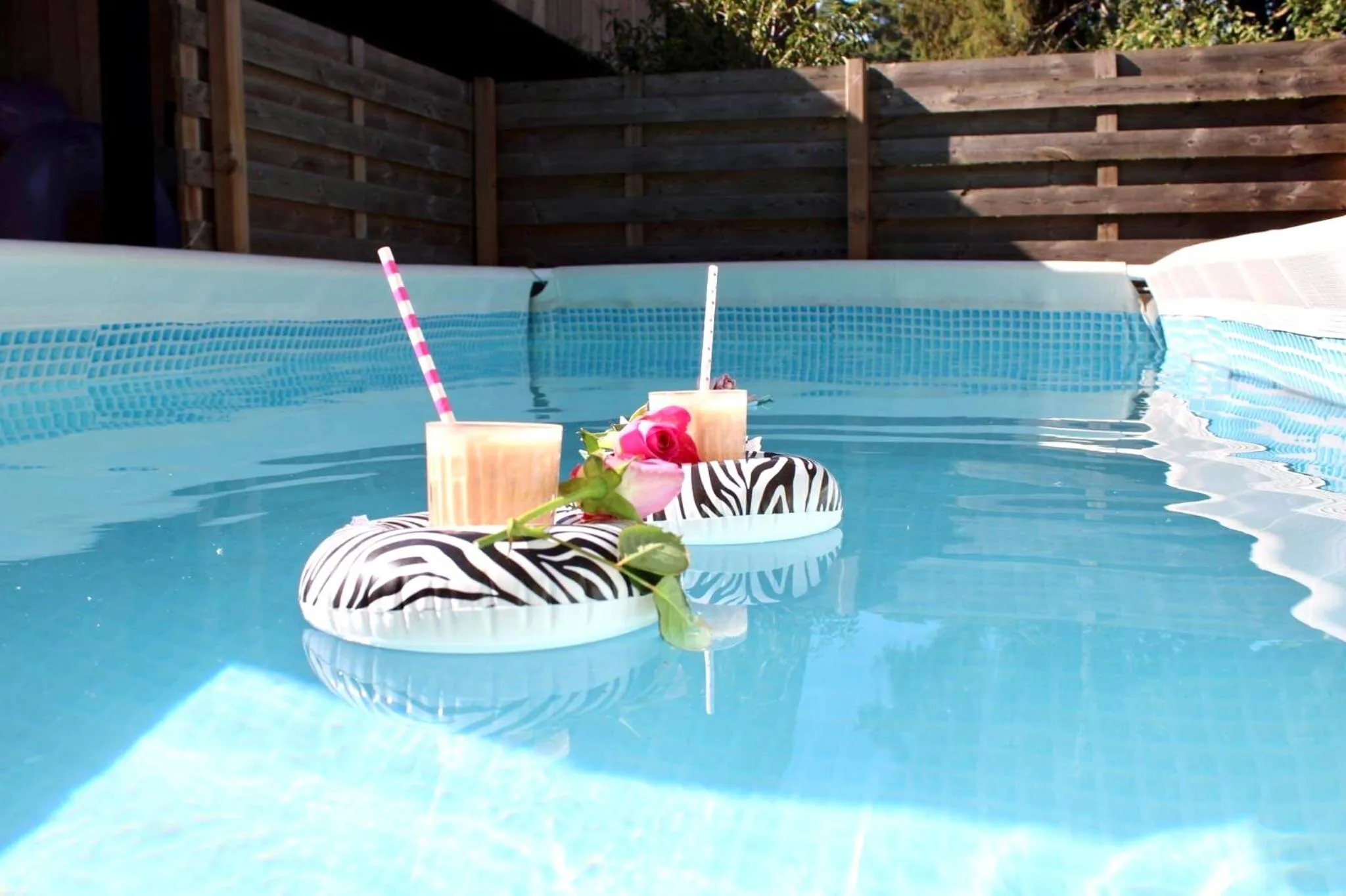 Swimming pool in AuxiliumWellness Get Back to Serenity