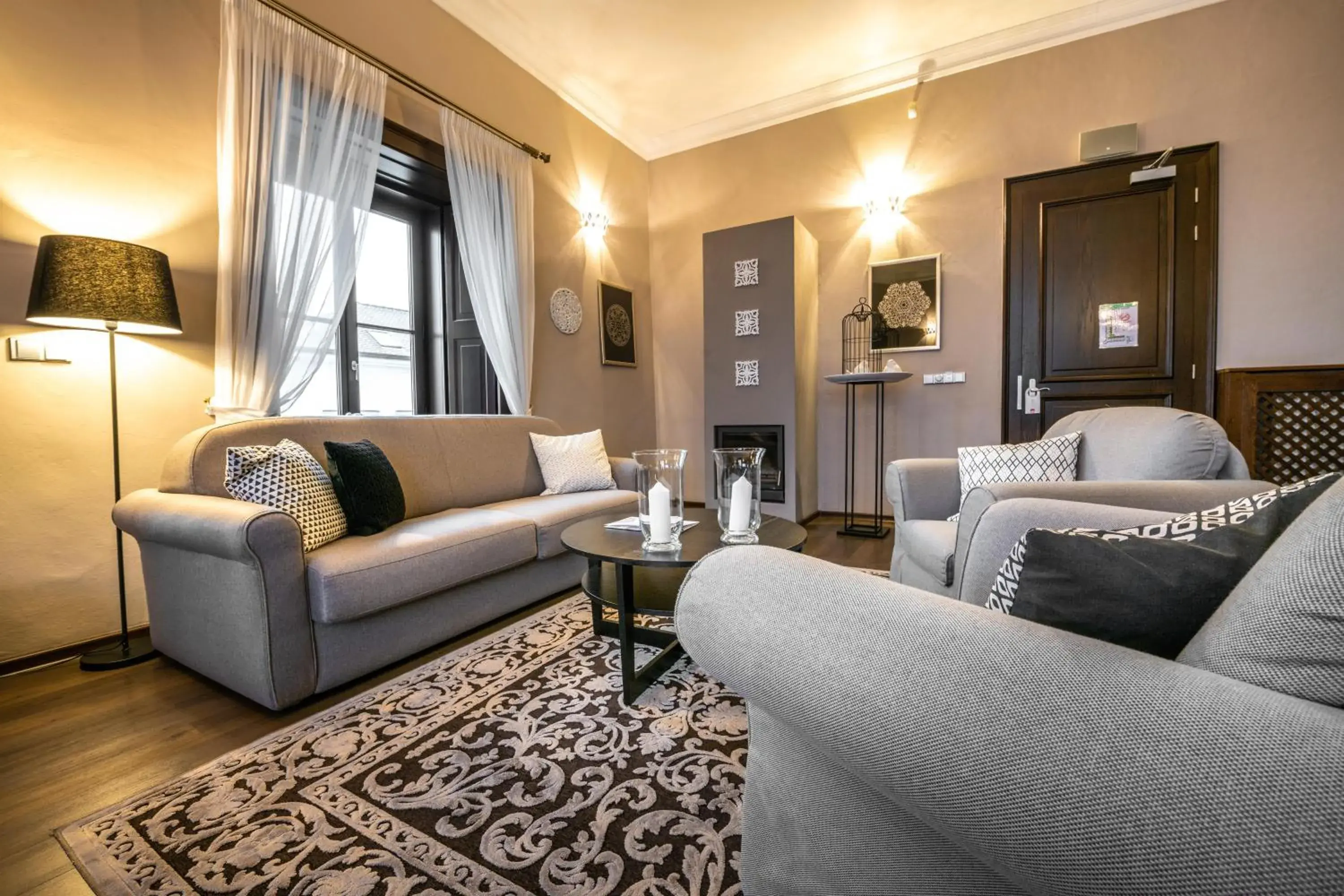 Honeymoon Suite in Chateau Appony Honeymoon Suite in Chateau Appony