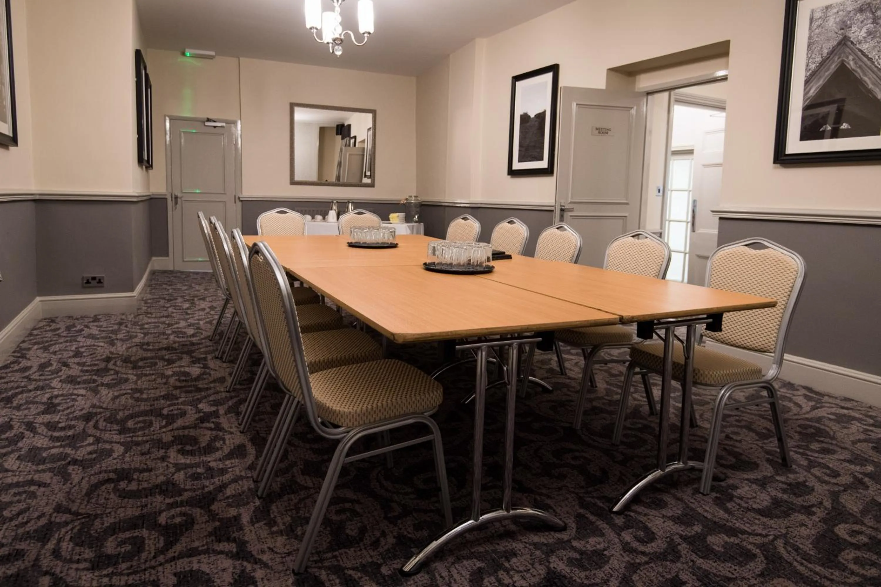 Business facilities in The Wellington