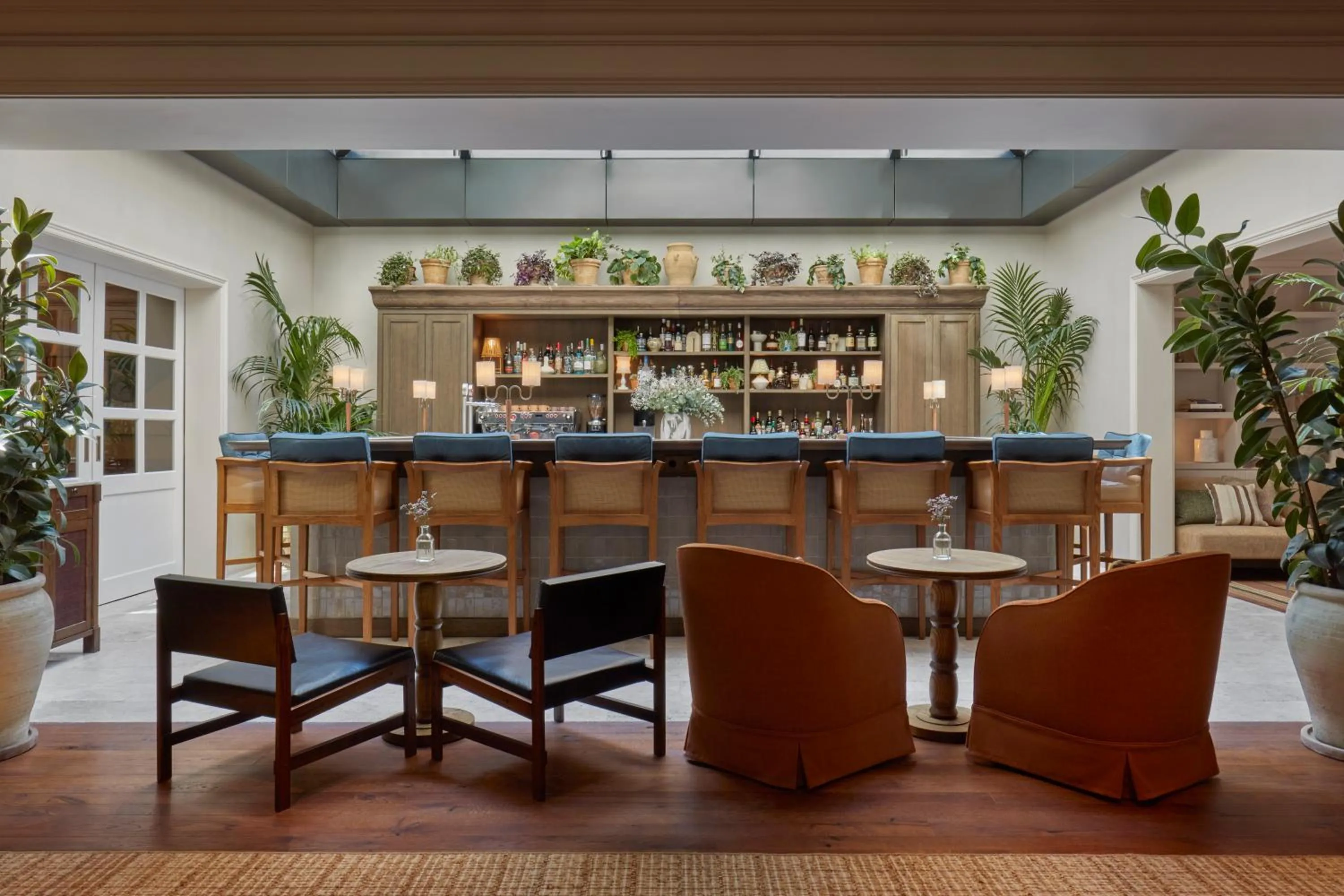 Lounge or bar in Miiro Borneta