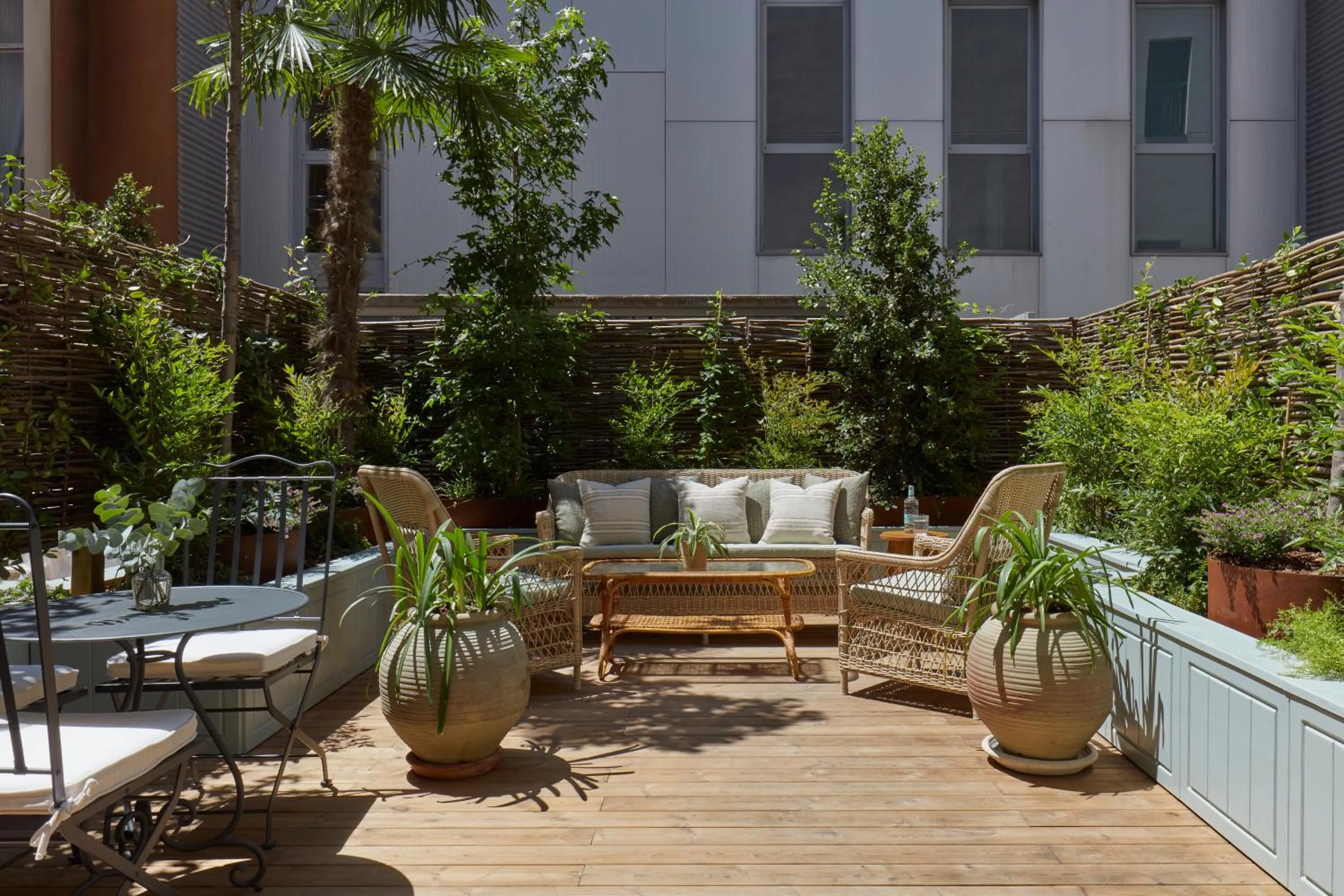 Balcony/Terrace in Miiro Borneta