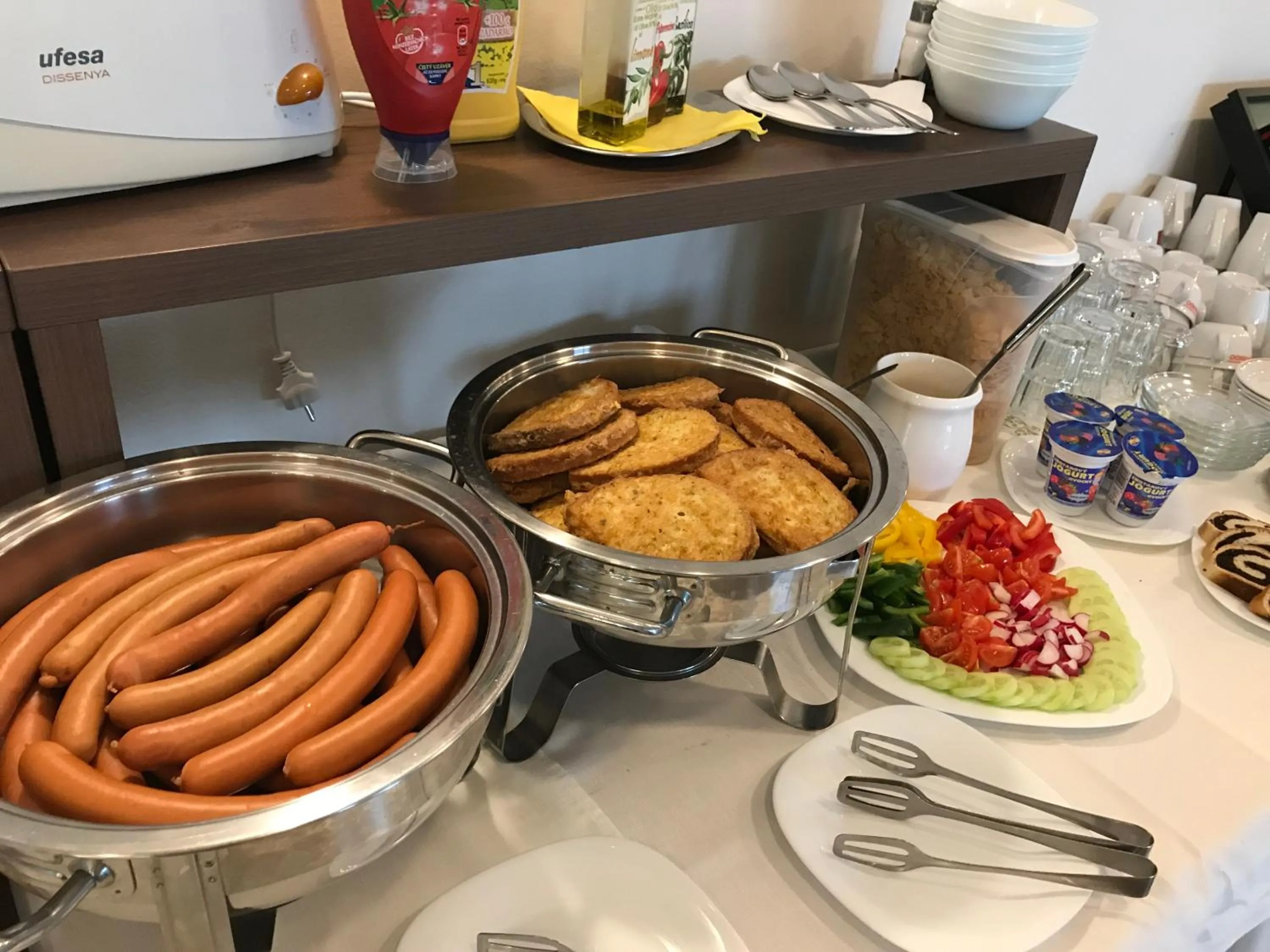 Breakfast in Bed & Breakfast Hotel Perla