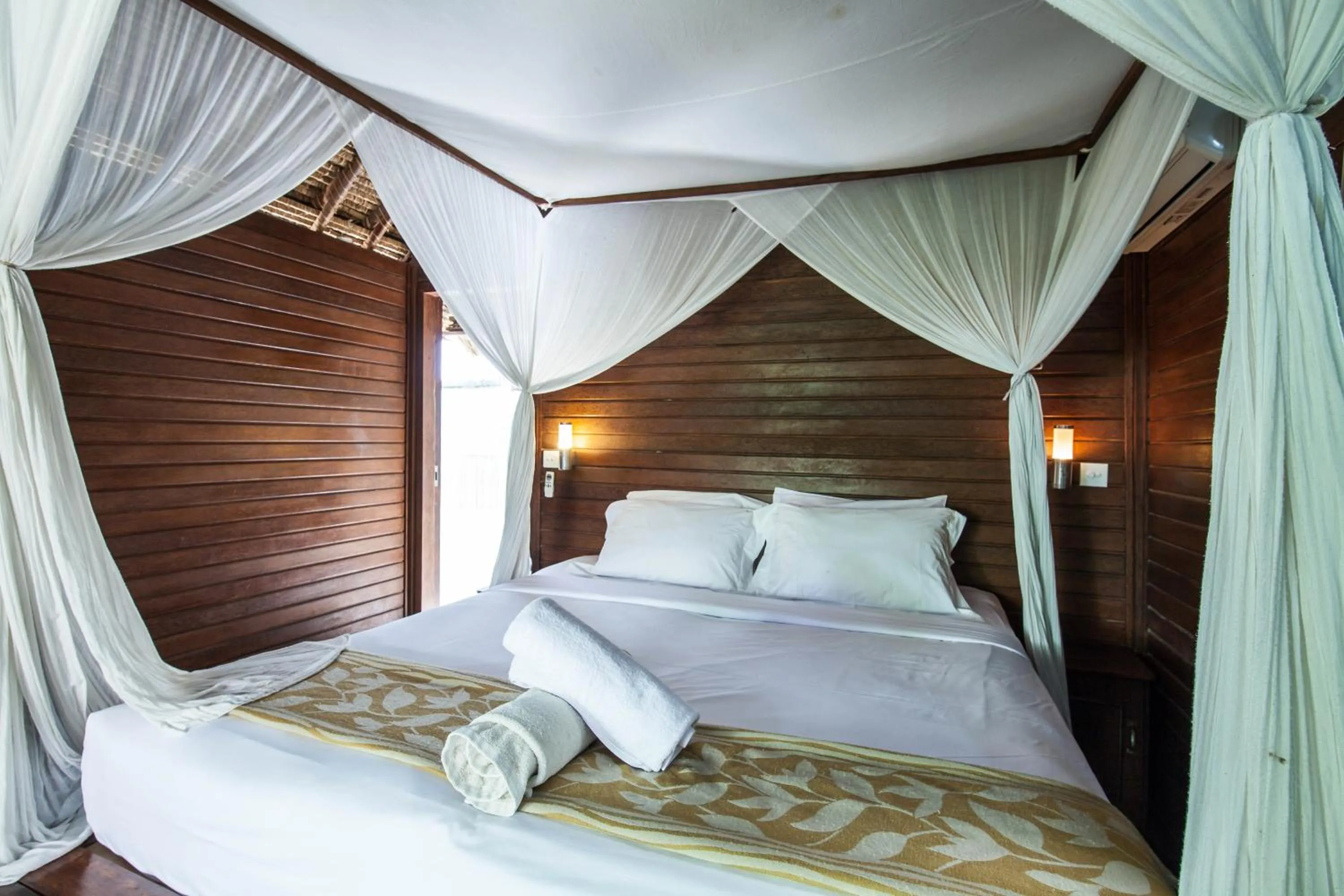 Photo of the whole room in The Nichos Bungalows And Villas