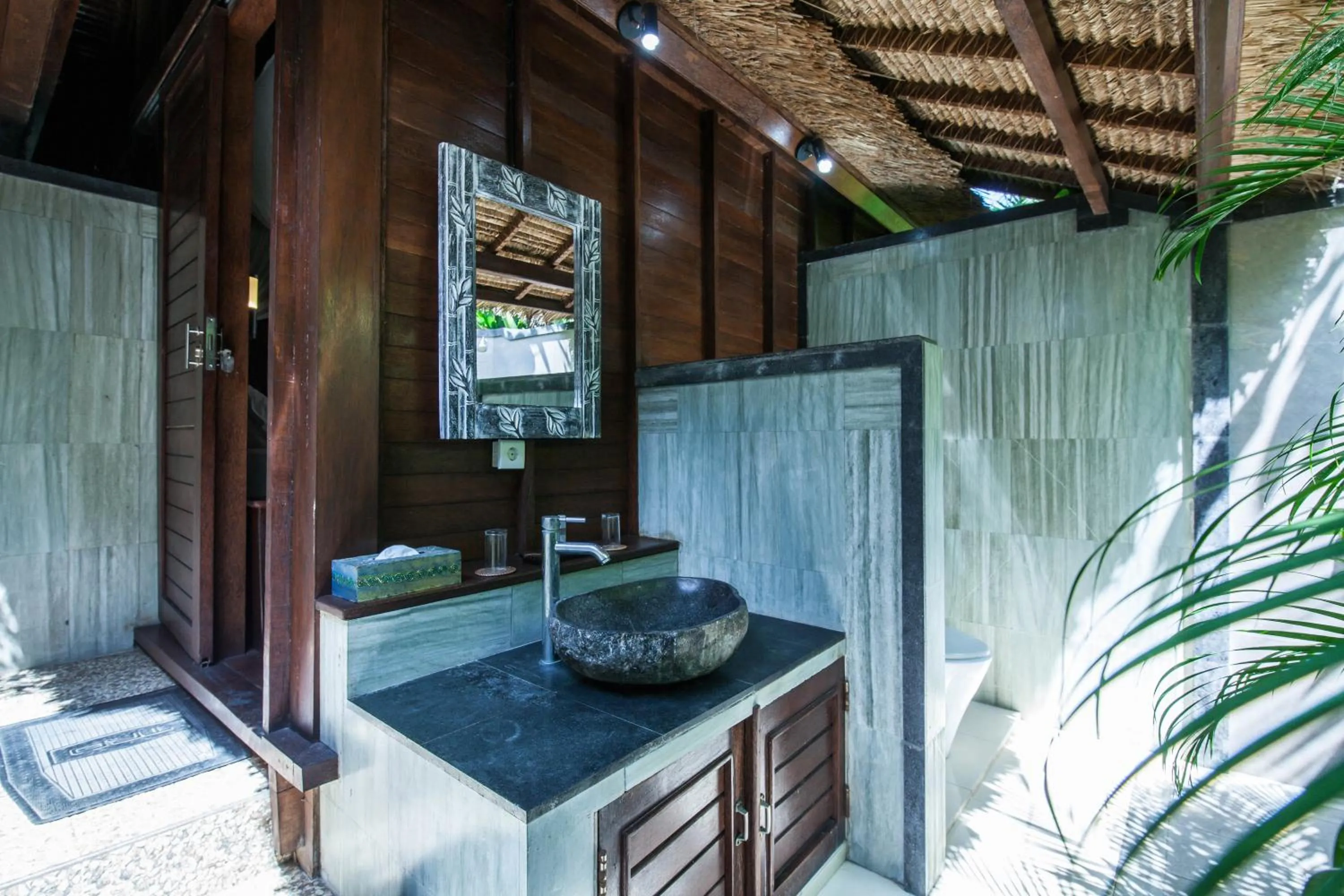 Bathroom in The Nichos Bungalows And Villas