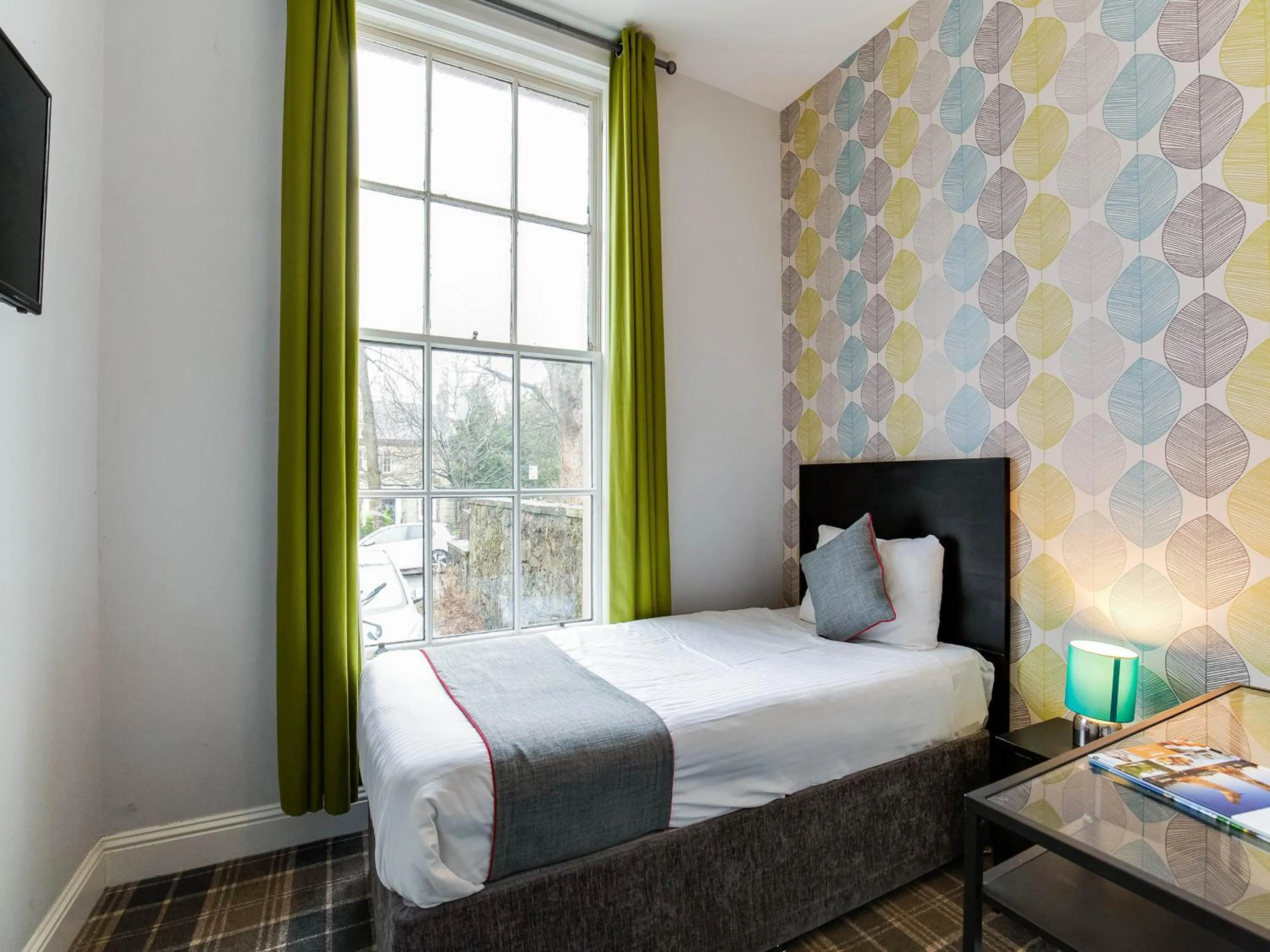 Bedroom, Bed in Lost Guest House Stirling