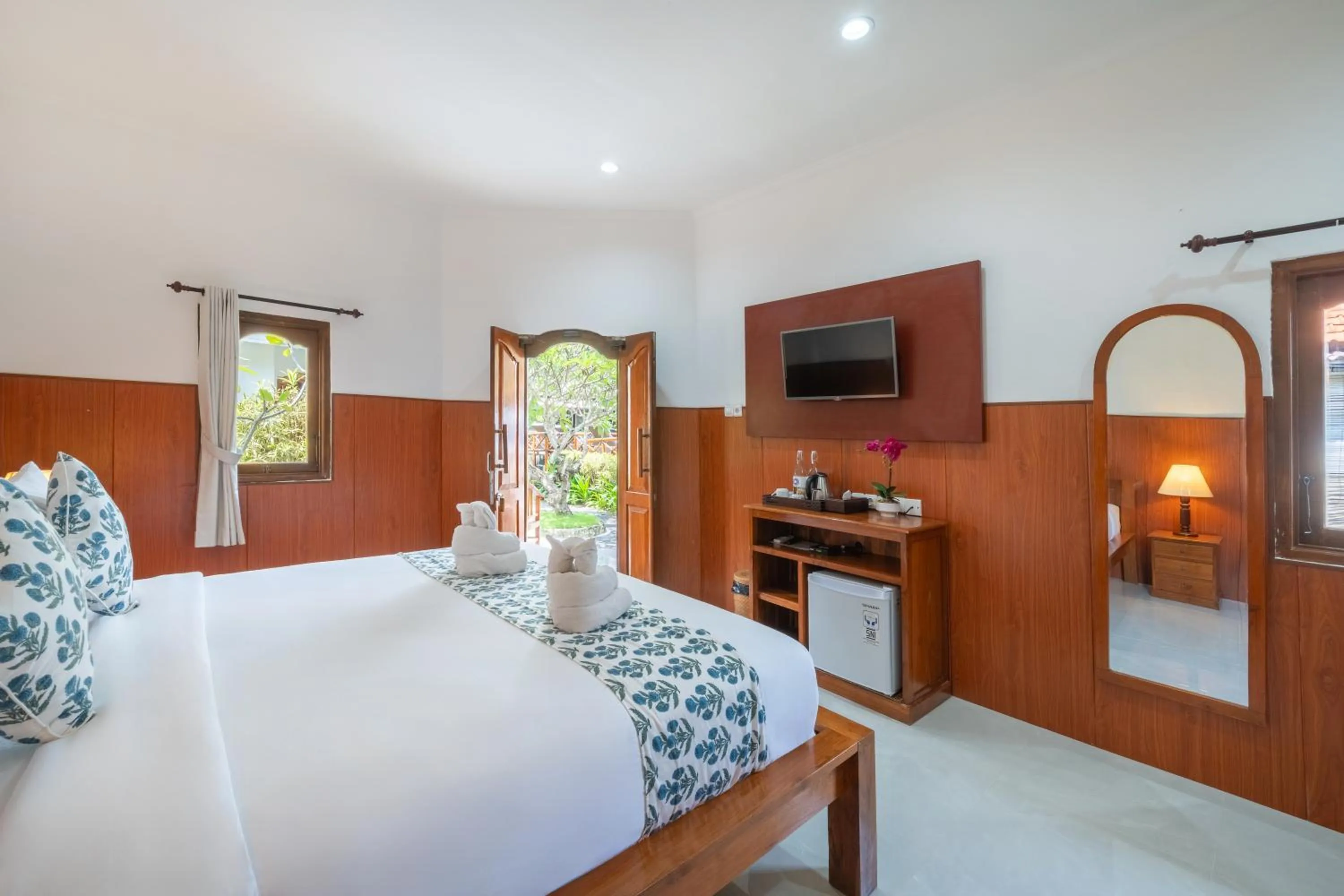 Bed in Nusa Indah Bungalow