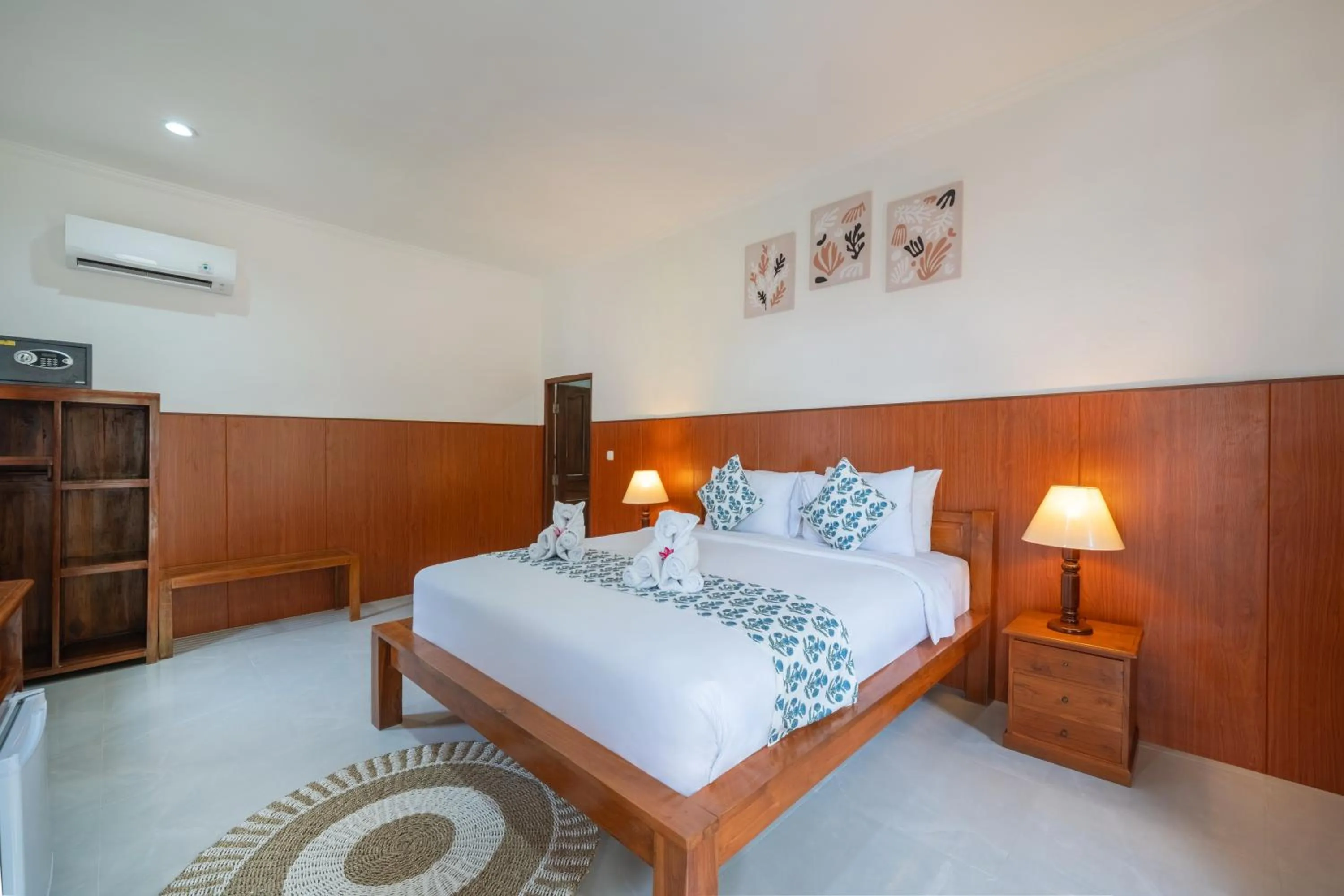 Bed in Nusa Indah Bungalow