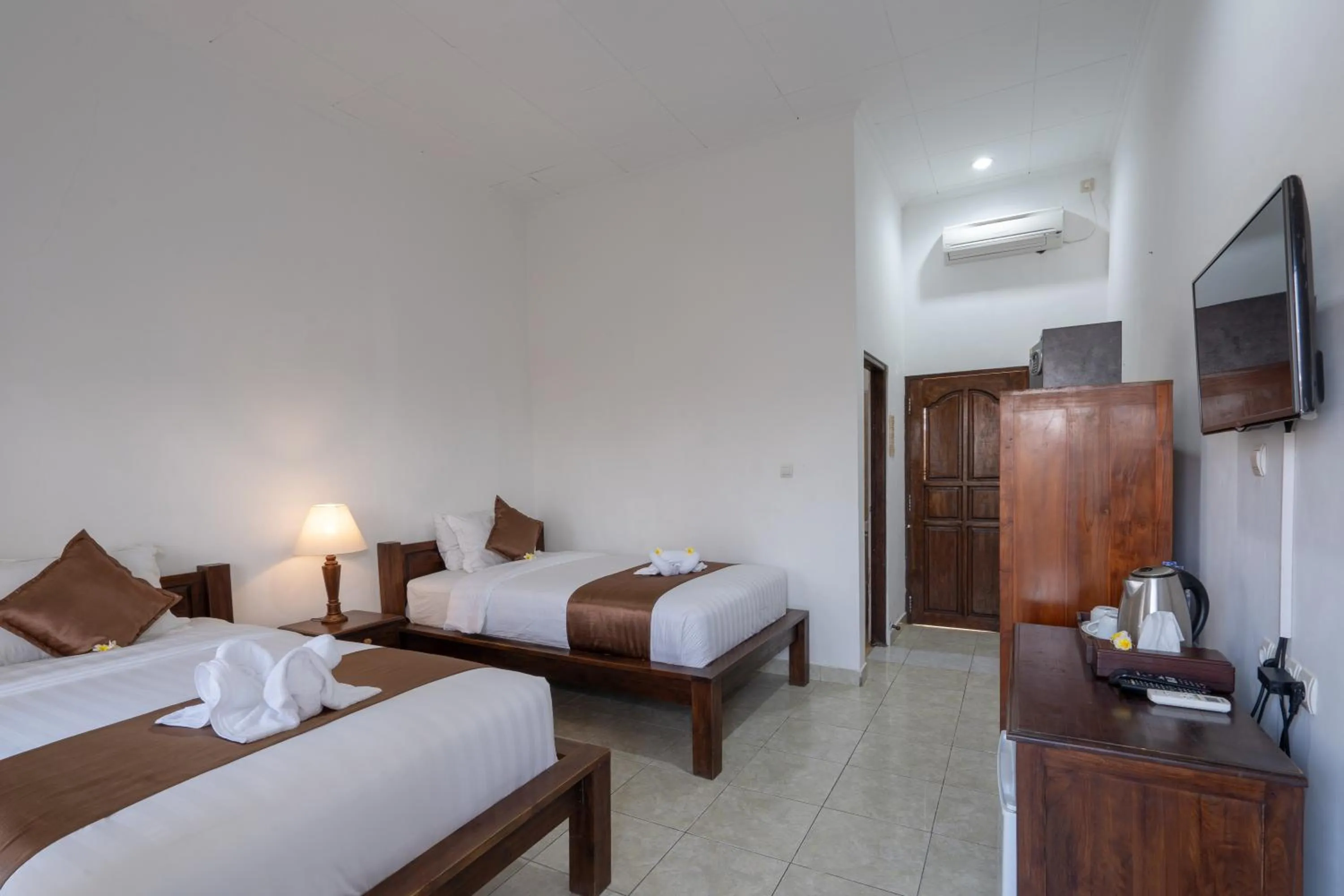 Bed in Nusa Indah Bungalow