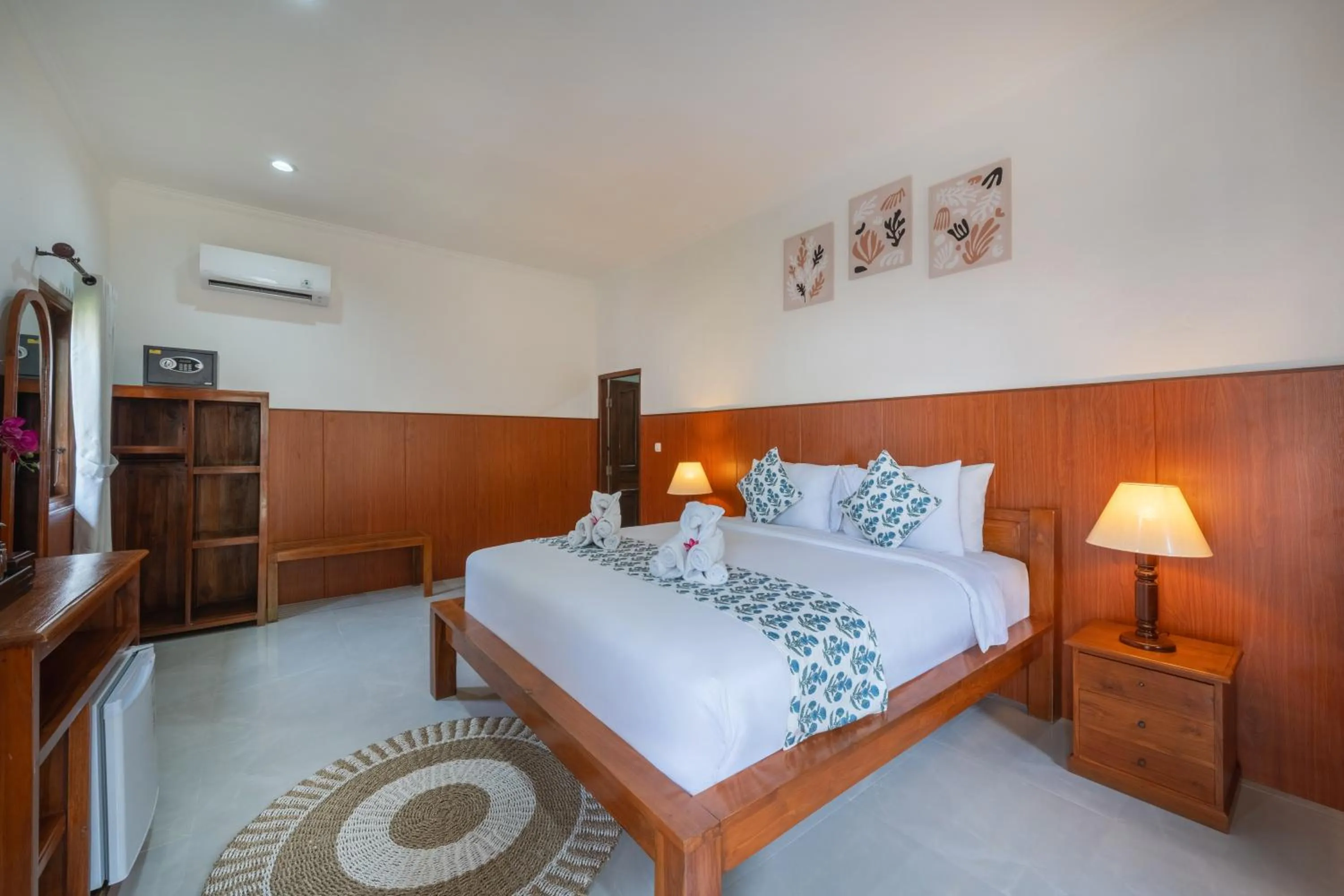 Bed in Nusa Indah Bungalow