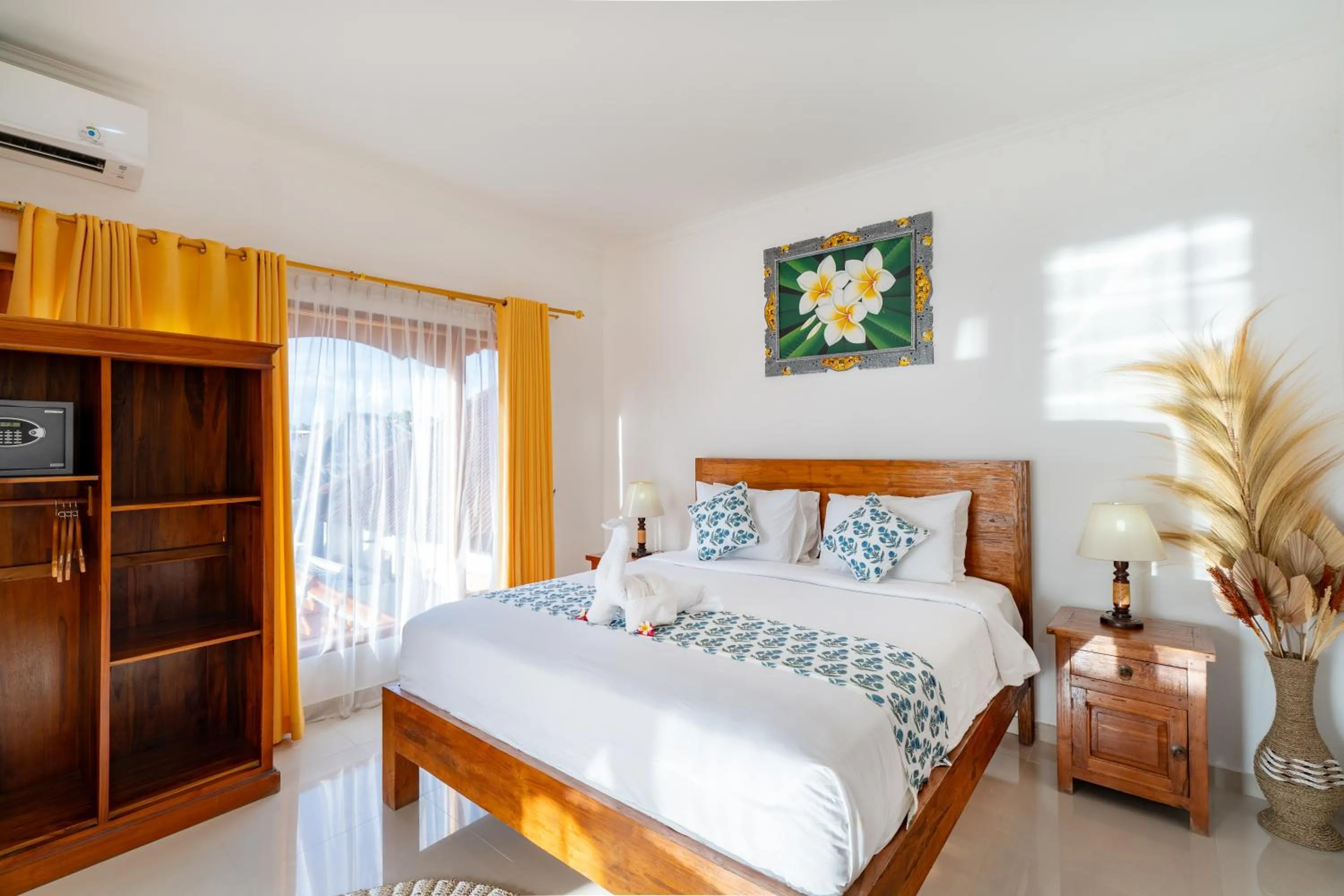 Bed in Nusa Indah Bungalow