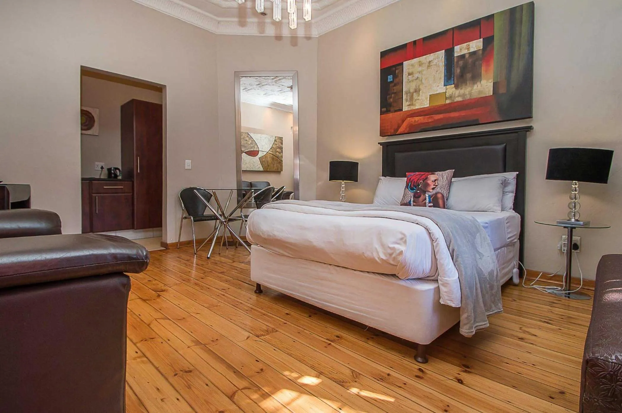 Bed in Saffron Guest House