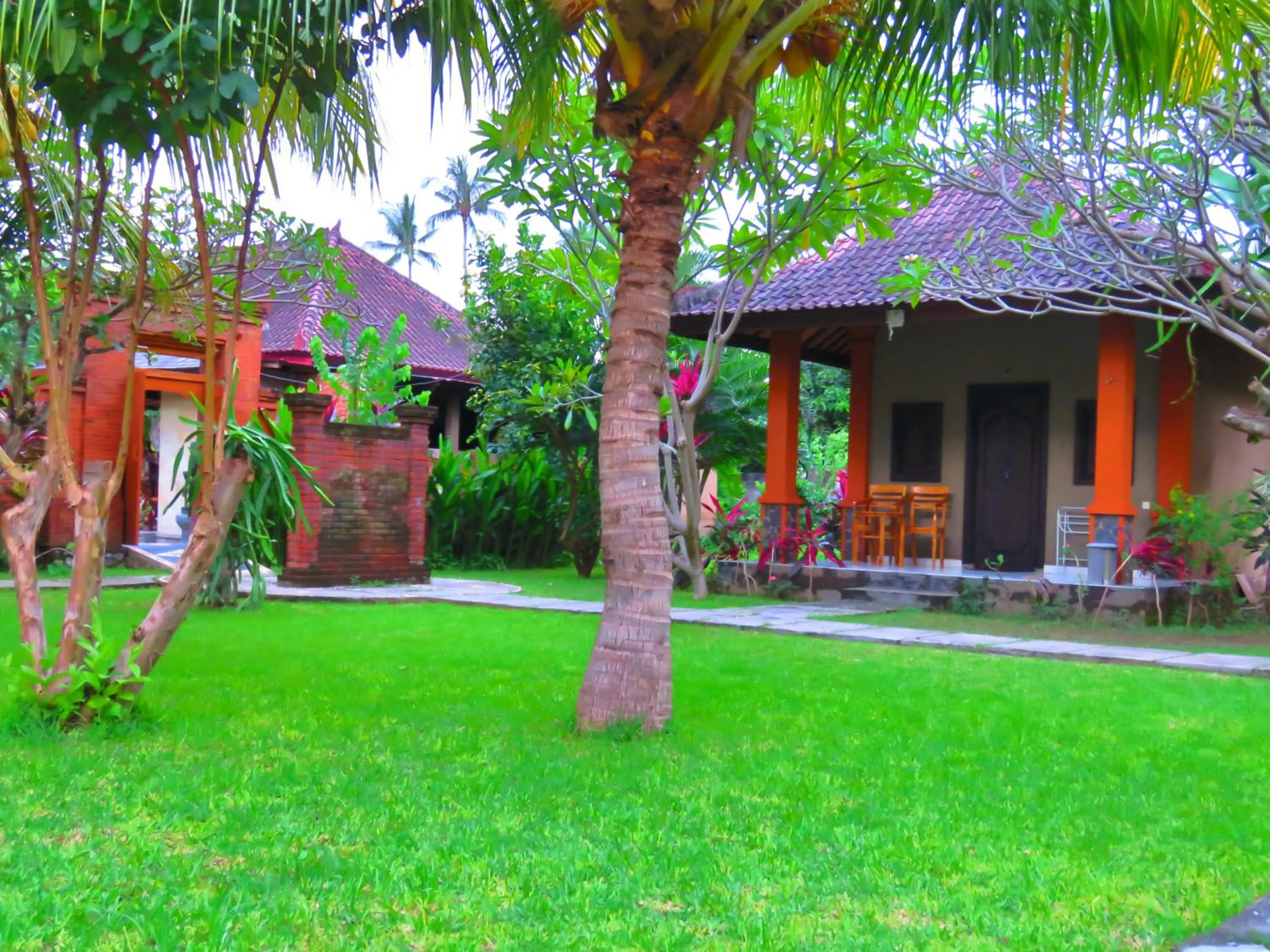 Garden in Suka Sari Cottages