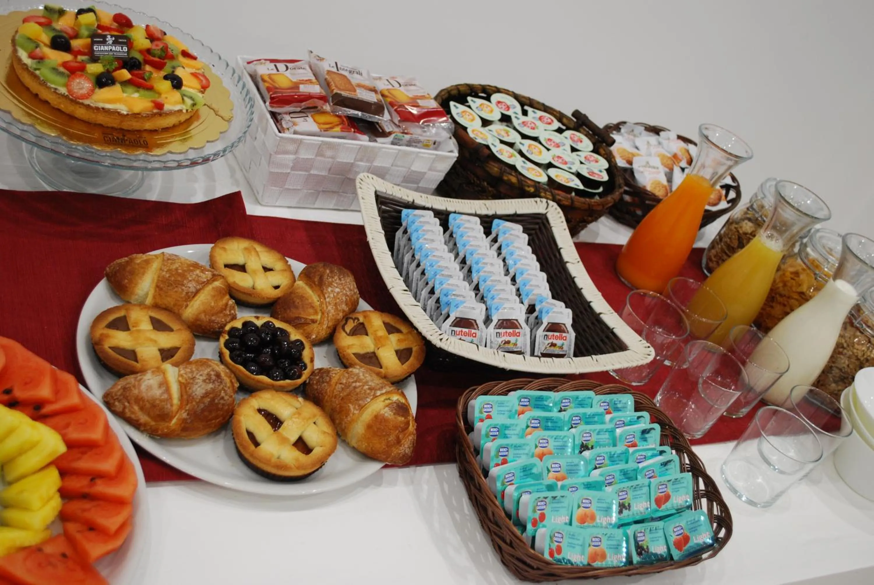 Italian breakfast in Madigans rooms bed&breakfast