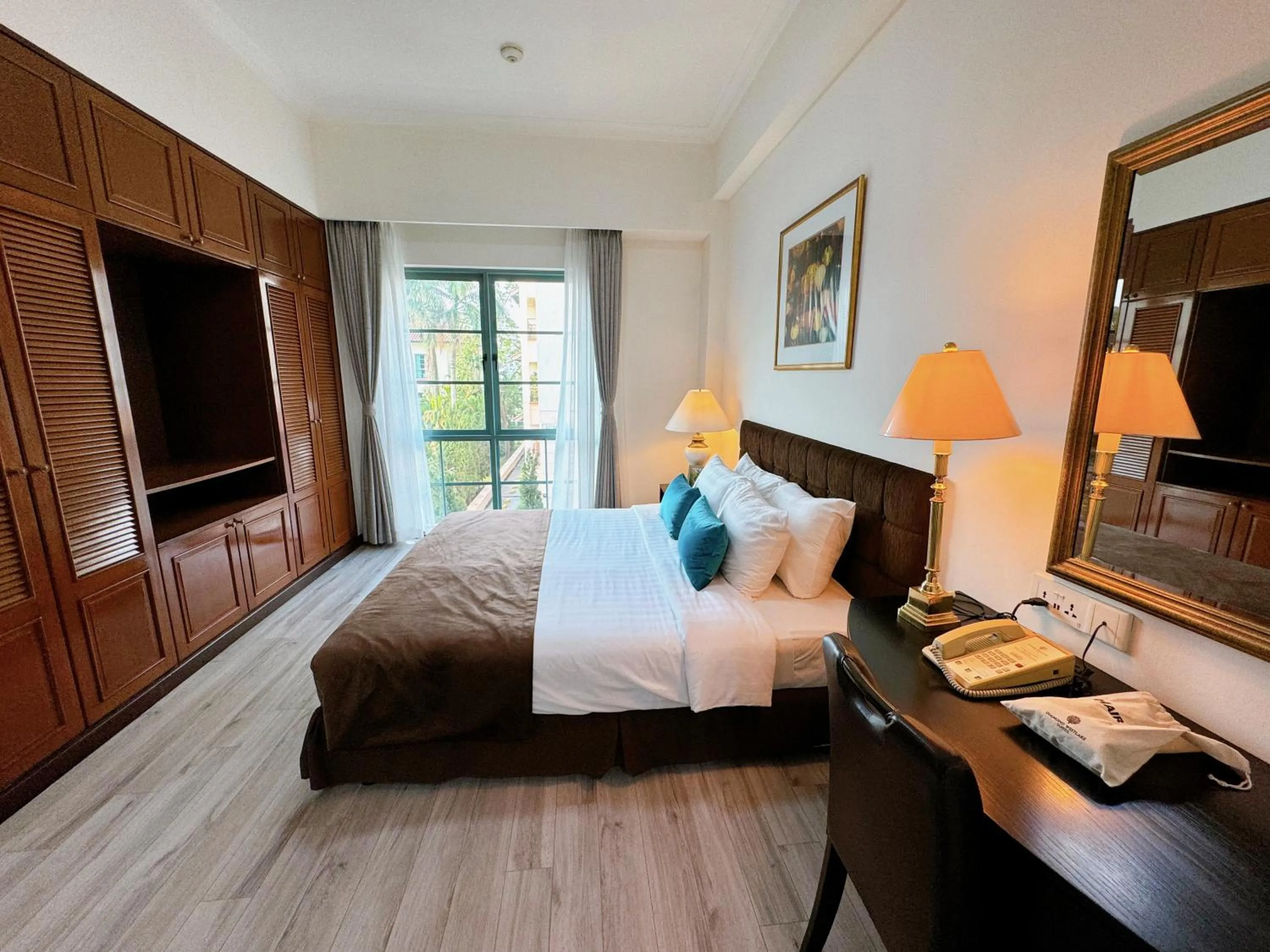 Bedroom, Bed in Diamond Westlake Suites