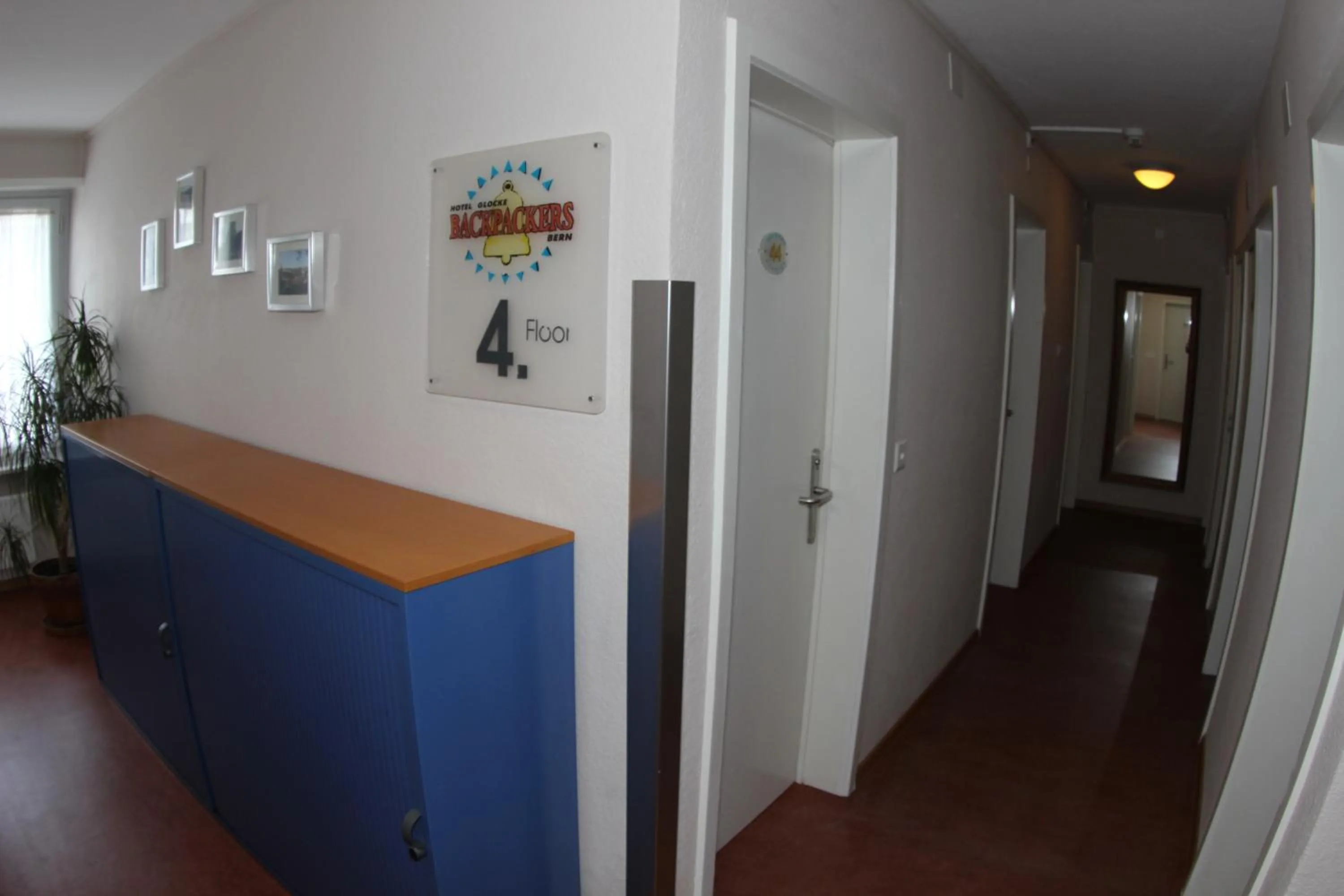 Lobby or reception in Bern Backpackers Hotel Glocke