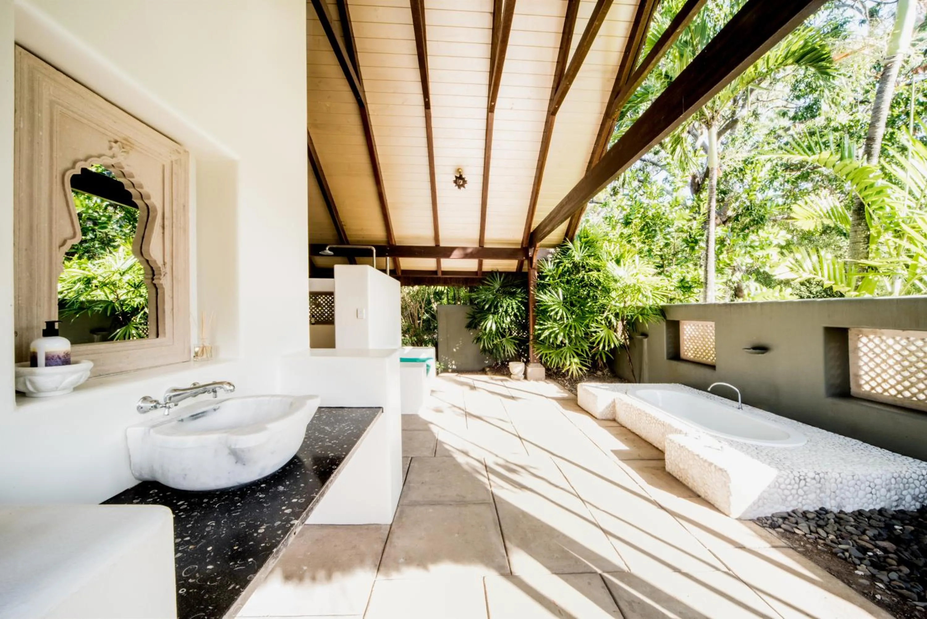 Bath in Paradise Cove Villa