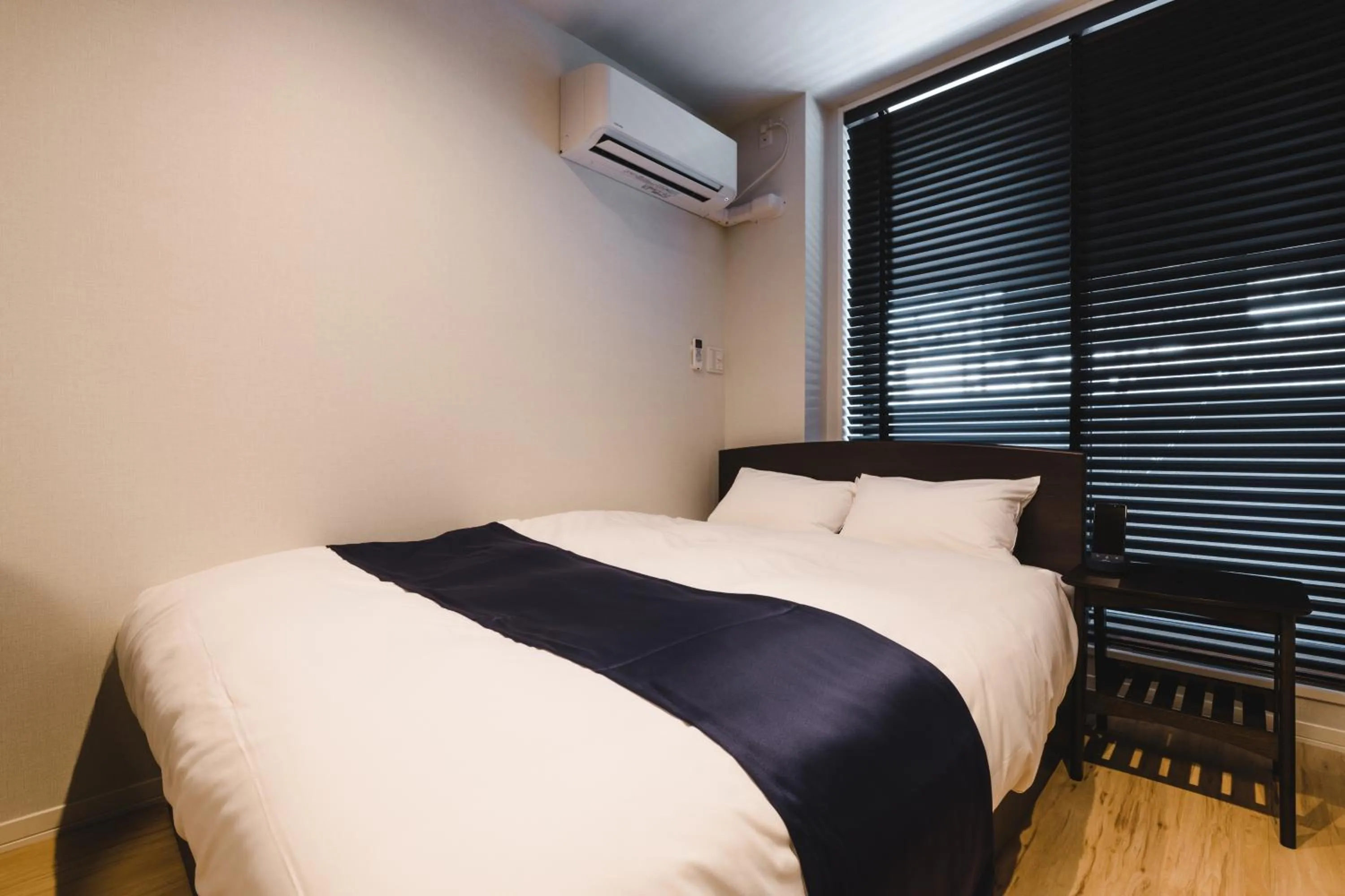 Bedroom, Bed in Trip Base HAKATAEKIMAE