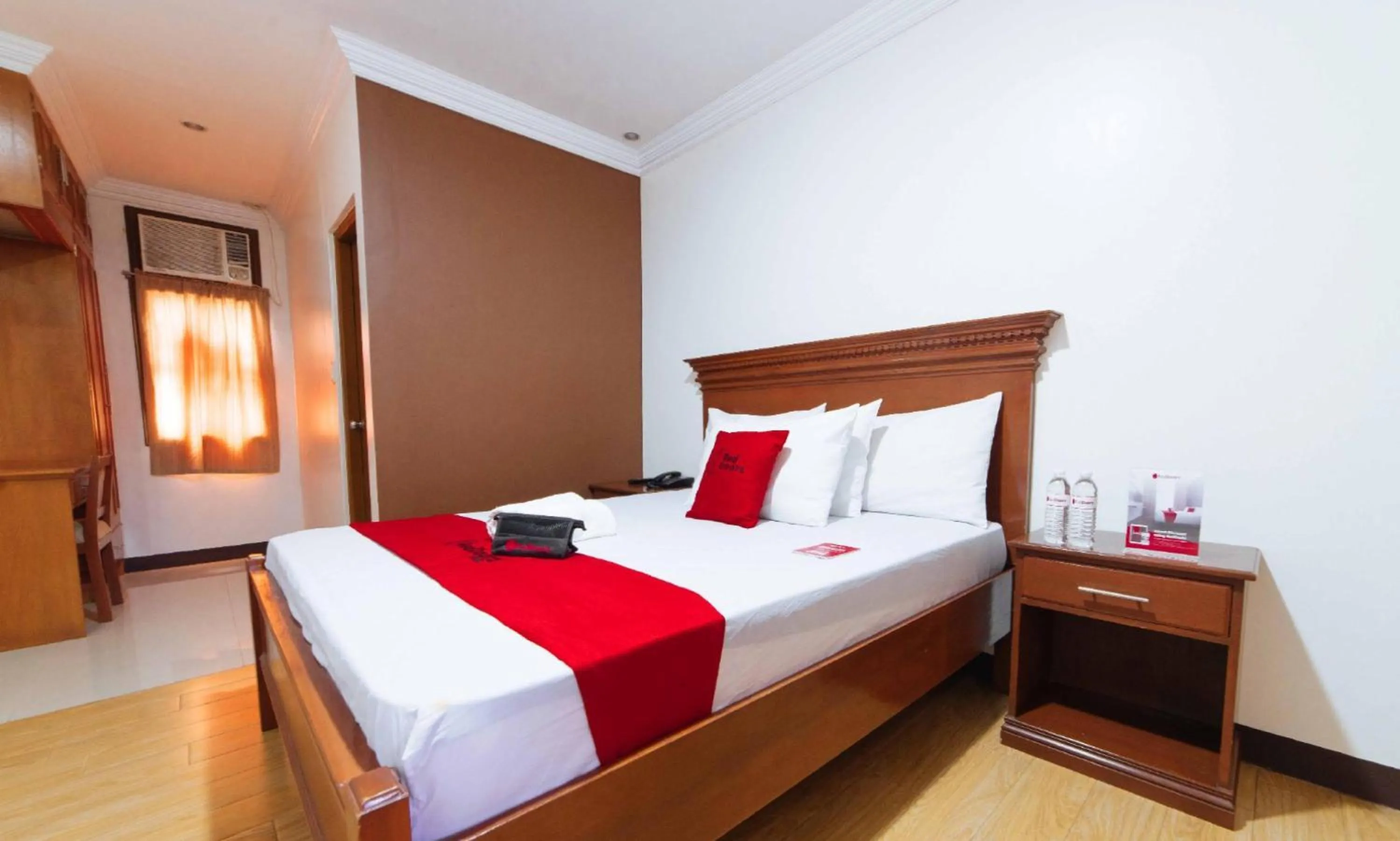 Photo of the whole room, Bed in RedDoorz Plus @ Starhomes Olivianville