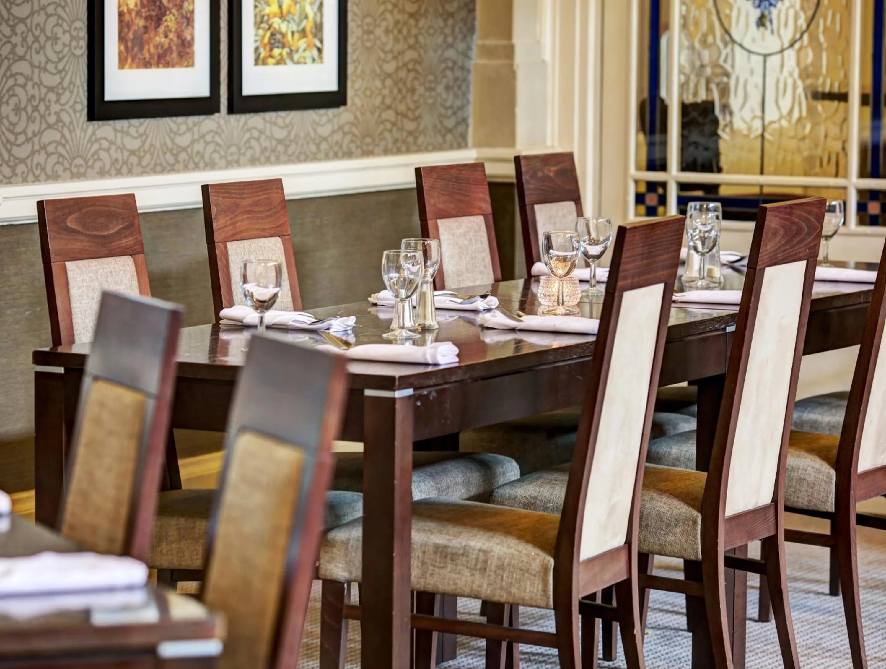 Restaurant/places to eat in Best Western Thurrock Hotel