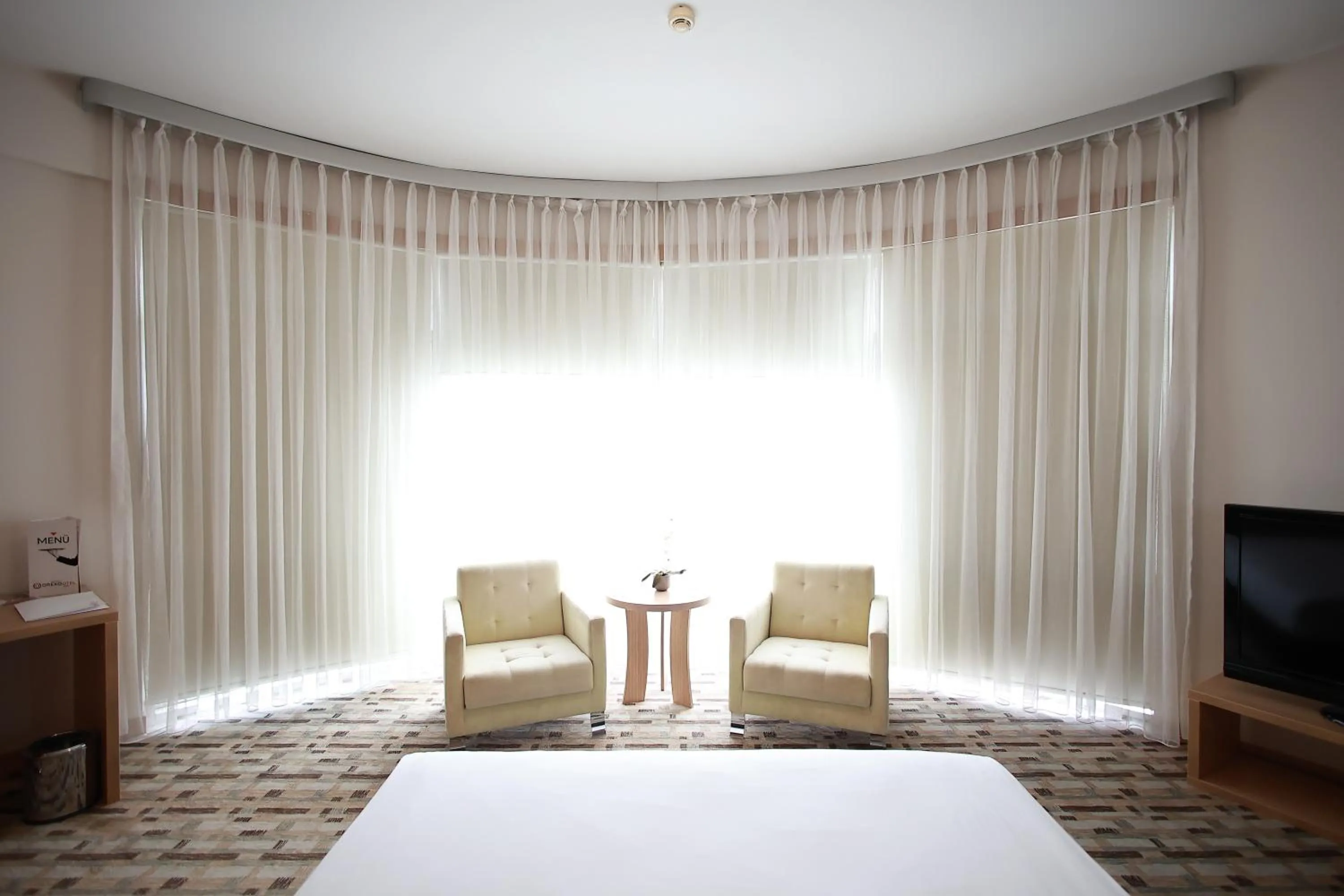 View (from property/room), Bed in Orucoglu Oreko Hotel