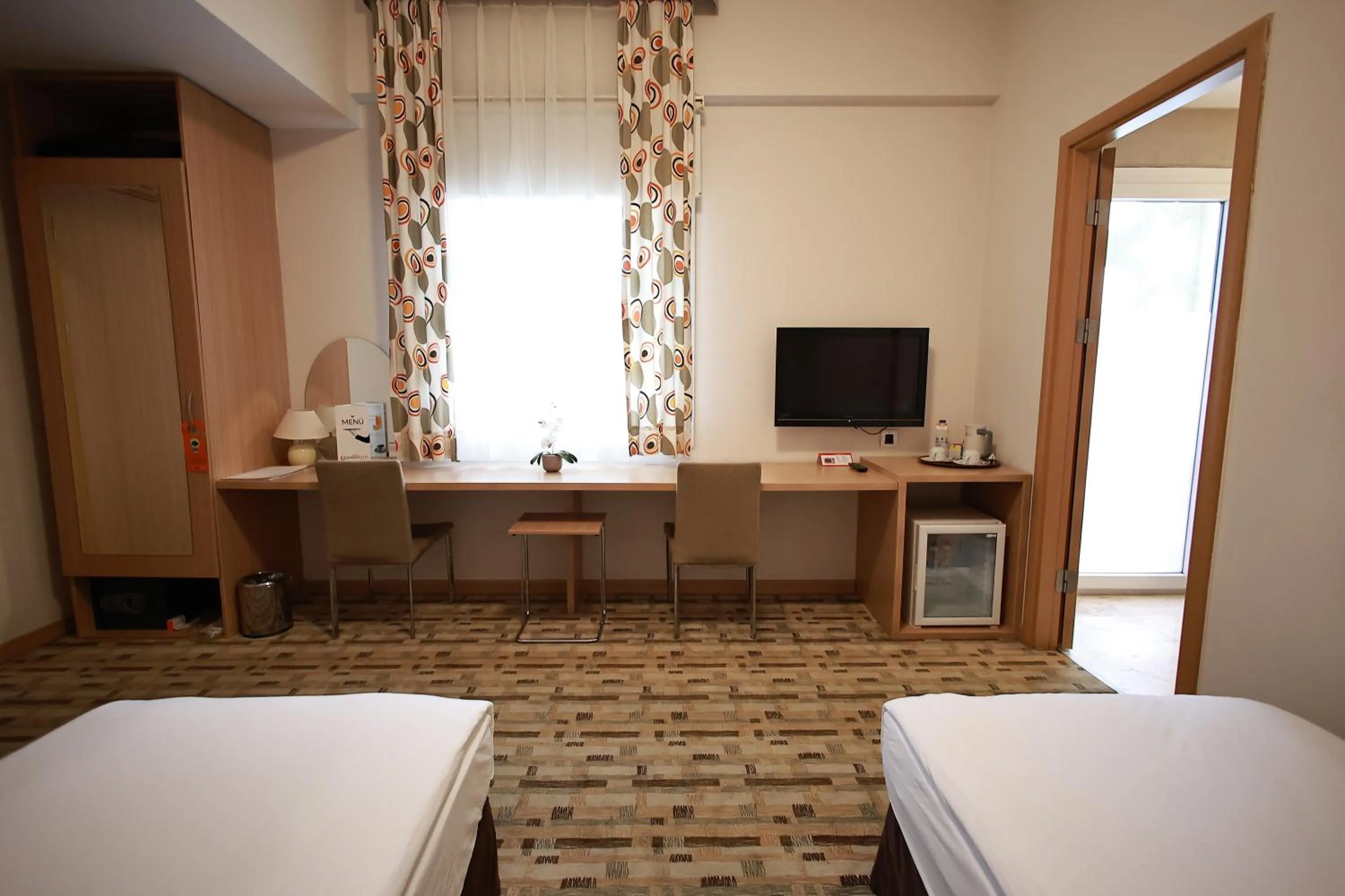 View (from property/room), Bed in Orucoglu Oreko Hotel