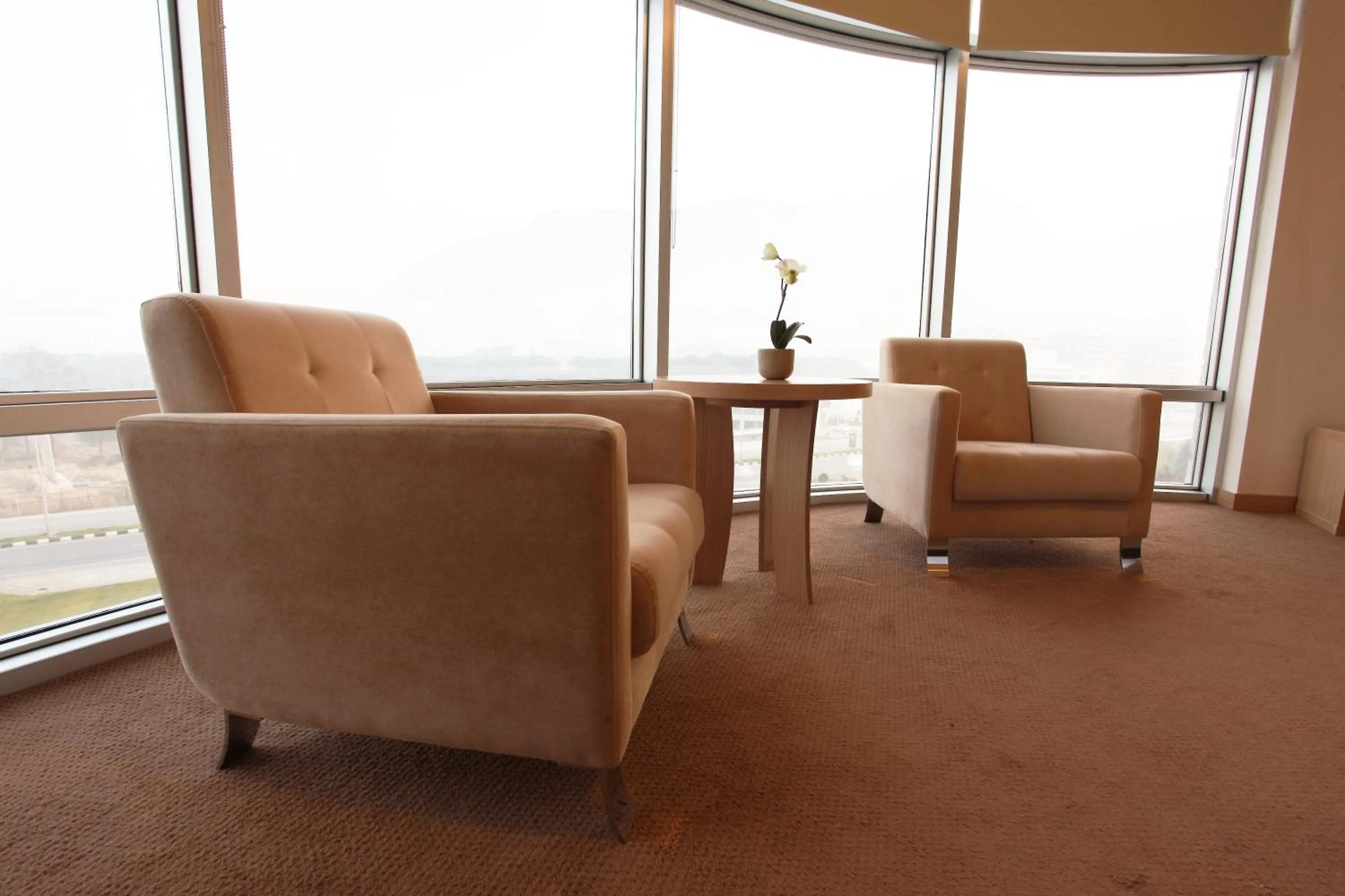 Seating area in Orucoglu Oreko Hotel