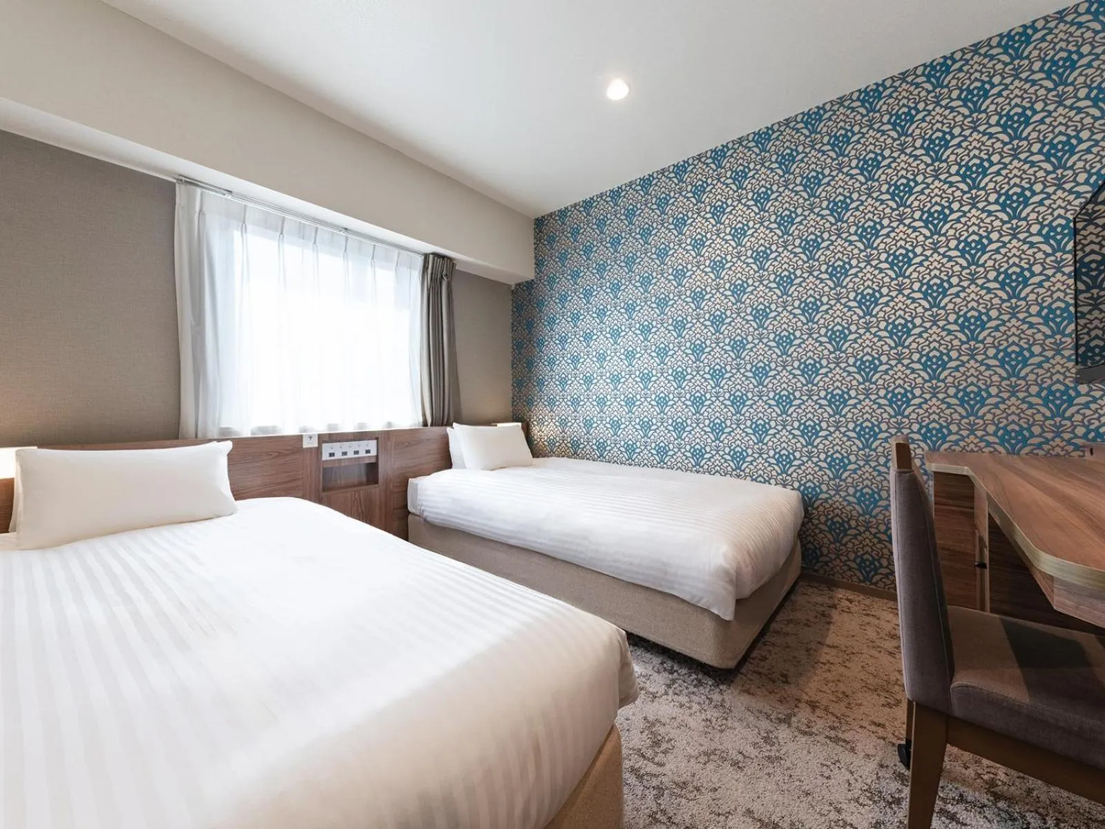 Bed in The OneFive Osaka Namba Kuromon