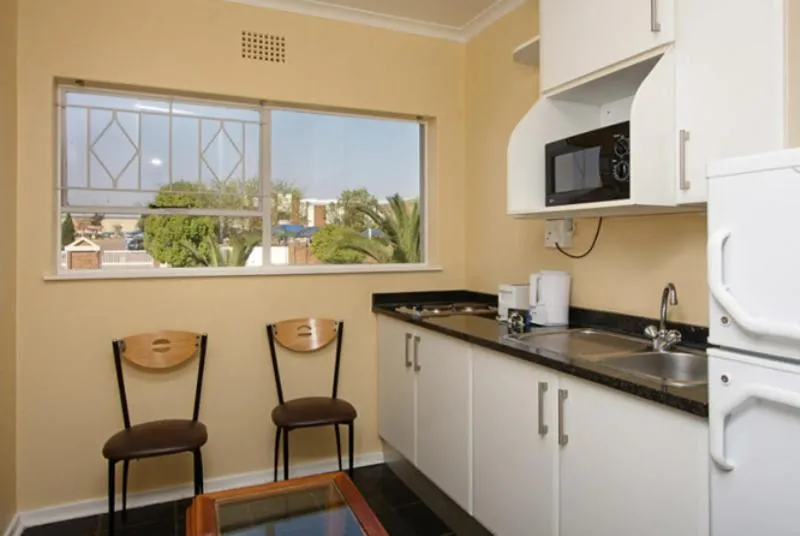 Kitchen or kitchenette in Vetho 1 Apartments OR Tambo Airport