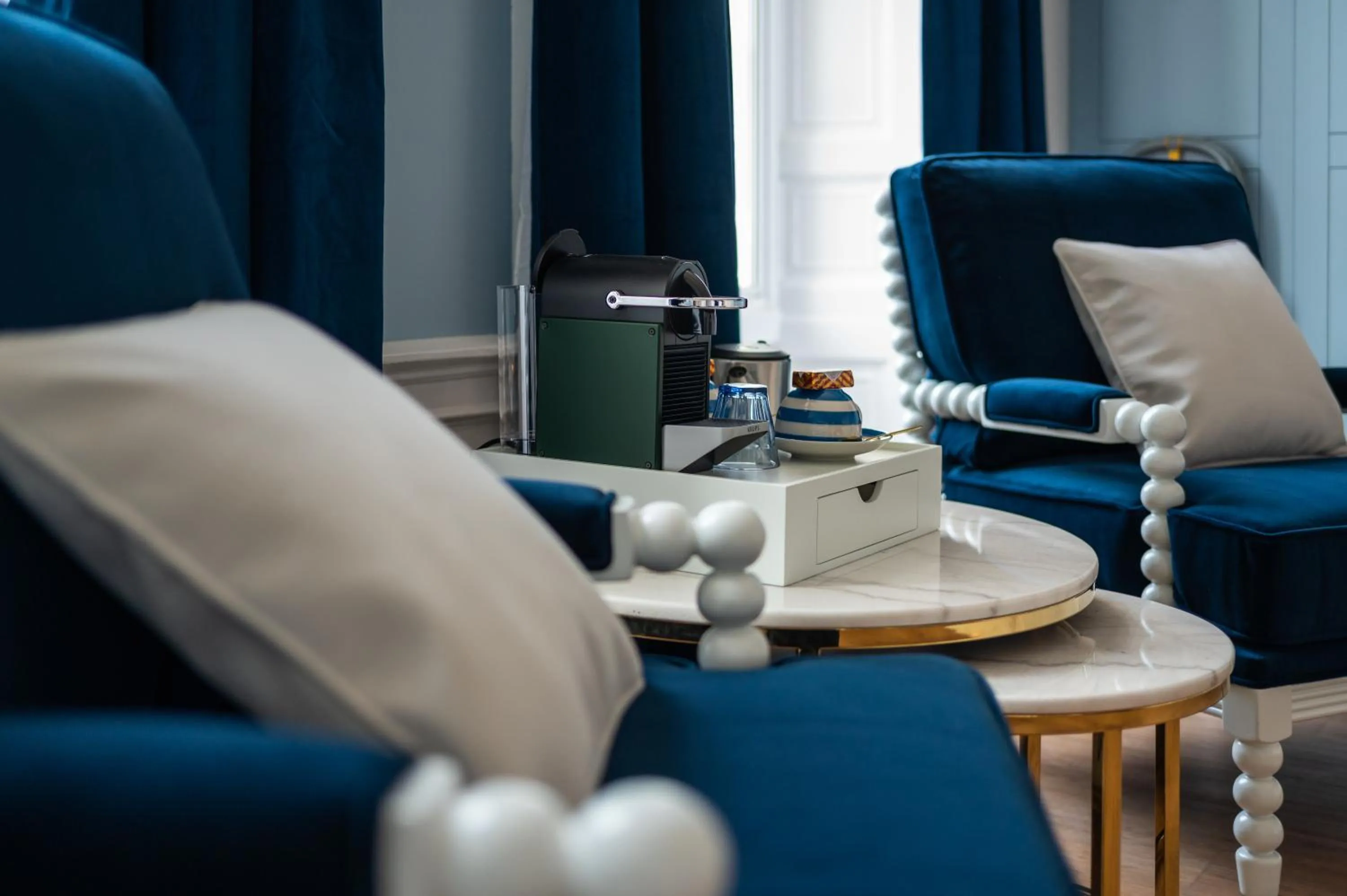 Coffee/tea facilities in No. 53 Frederick Street