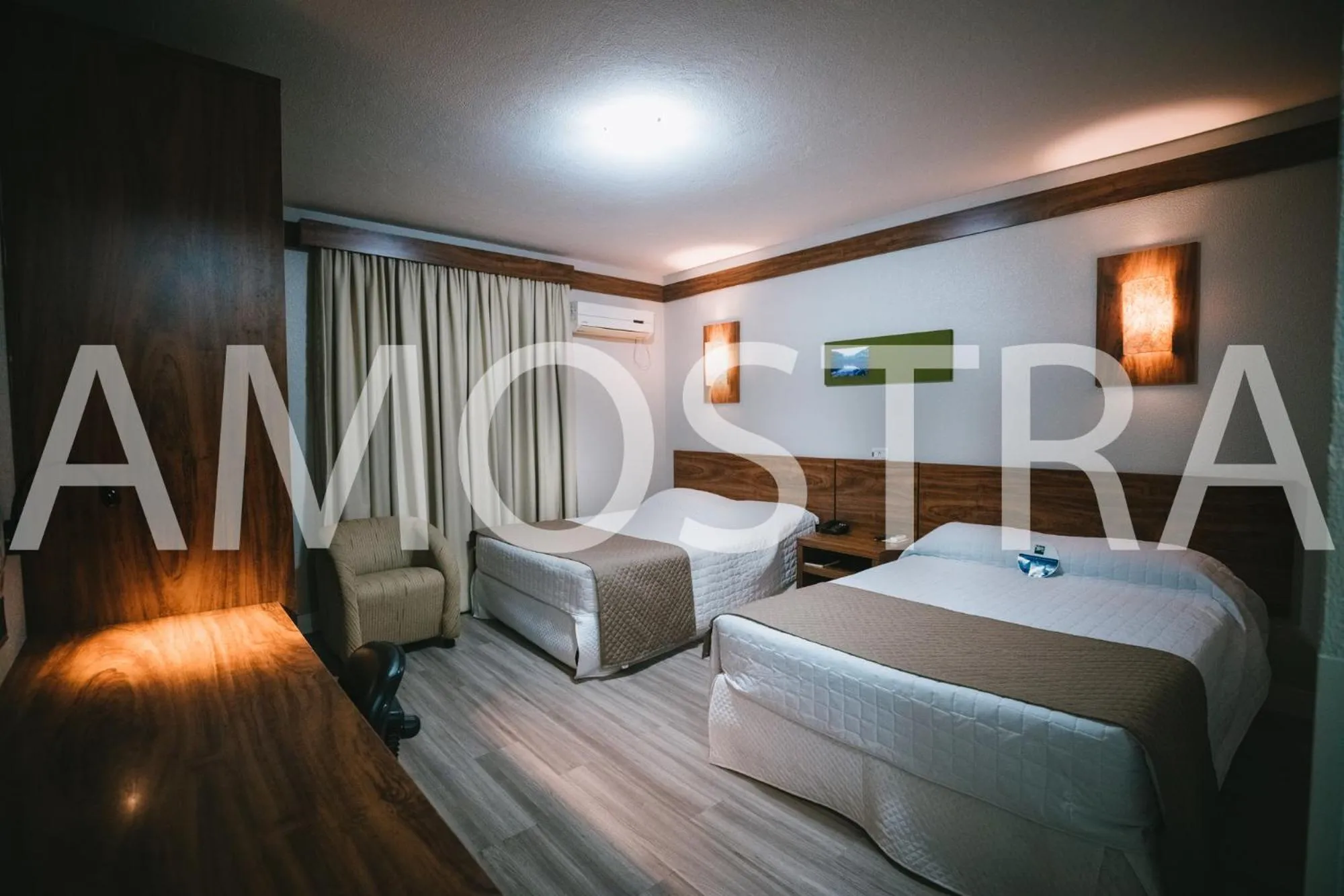 Bed in Hotel Le Canard Lages