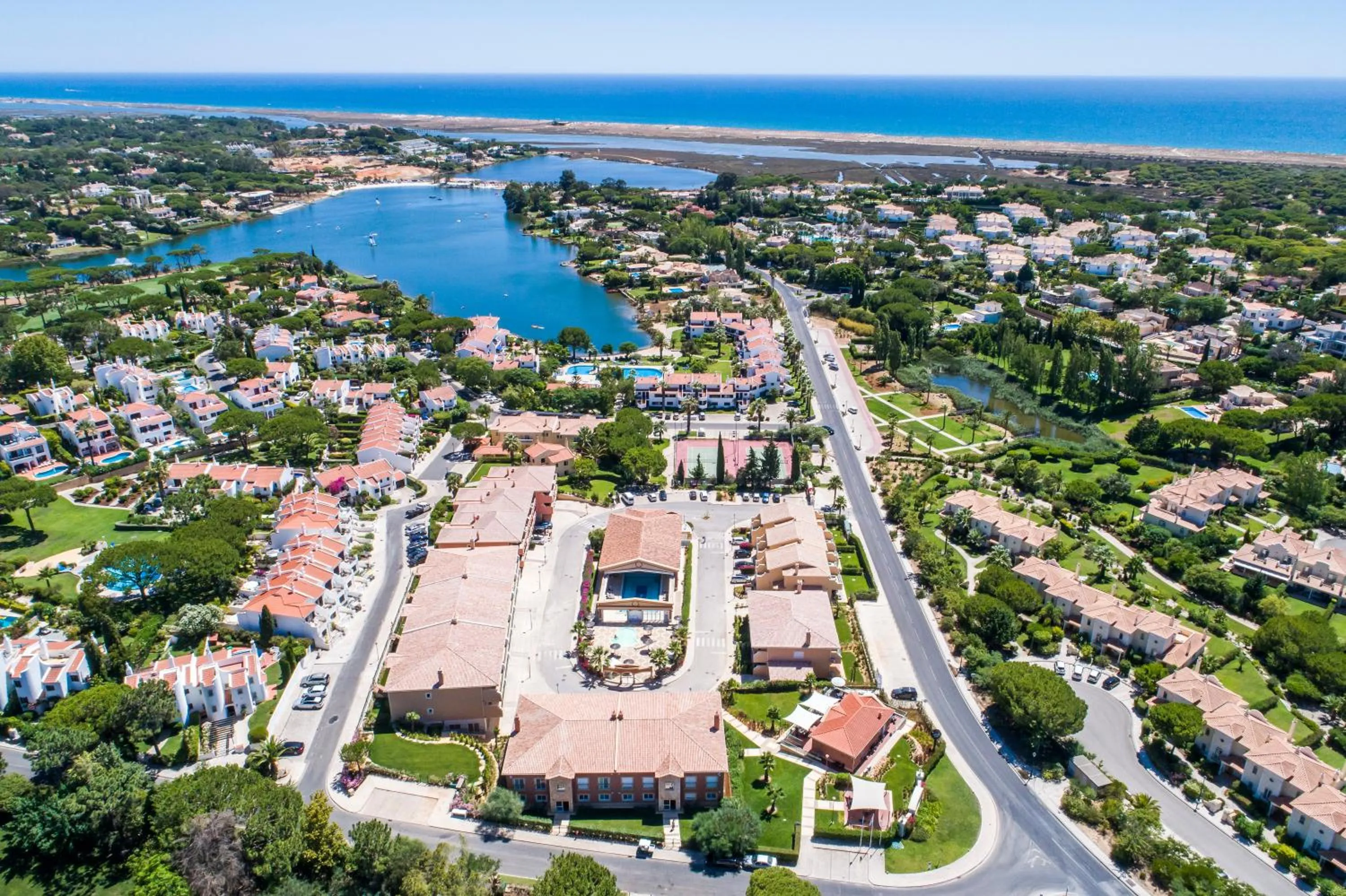 Sea view in Lakeside Country Club - Apartamentos Turísticos