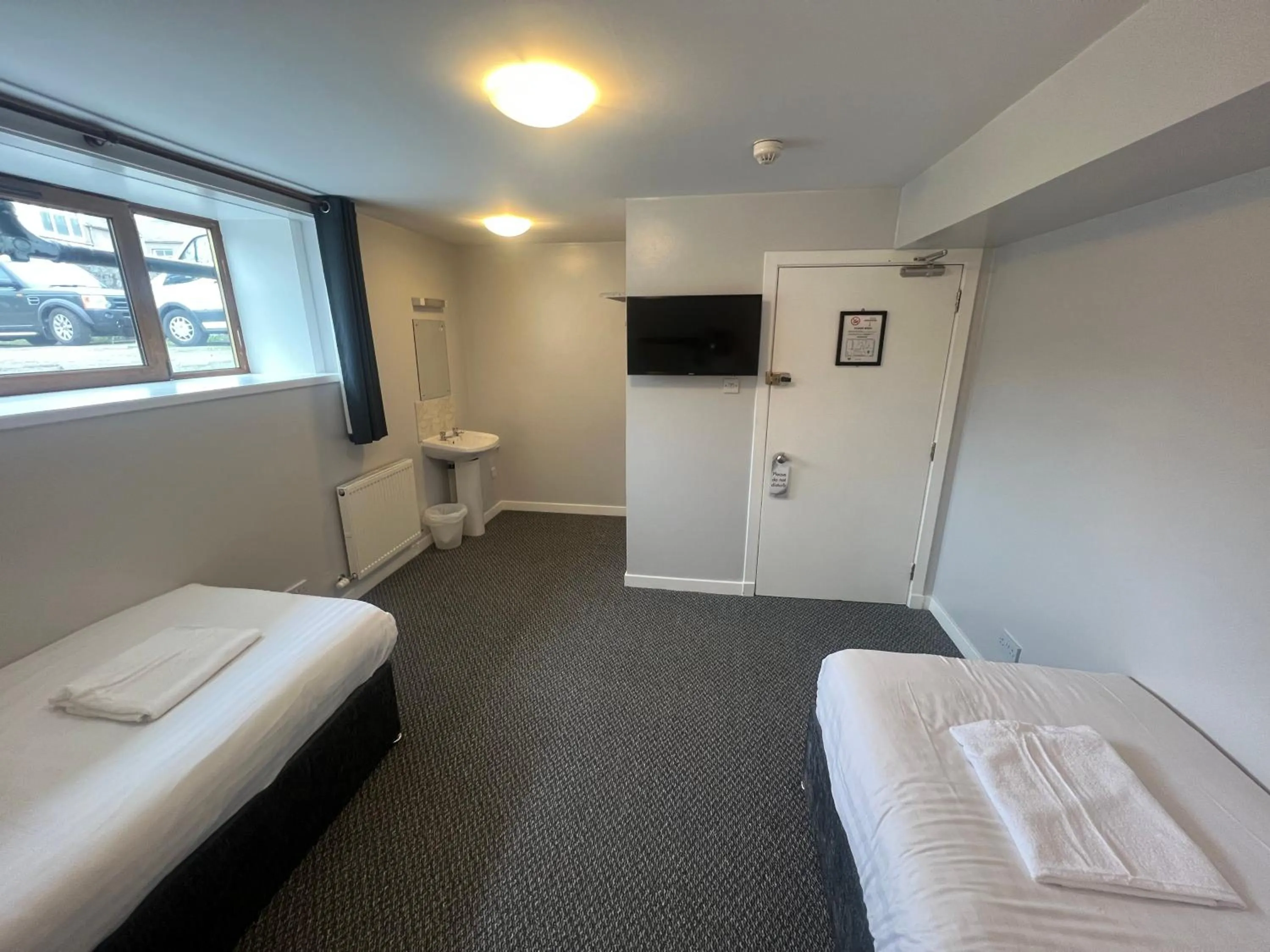 Photo of the whole room, Bed in Lost Guest House Aberdeen