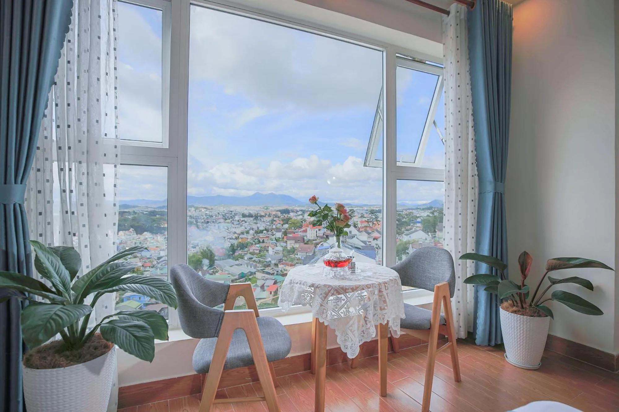 Seating area in Rose Valley Hotel Da Lat Vietnam