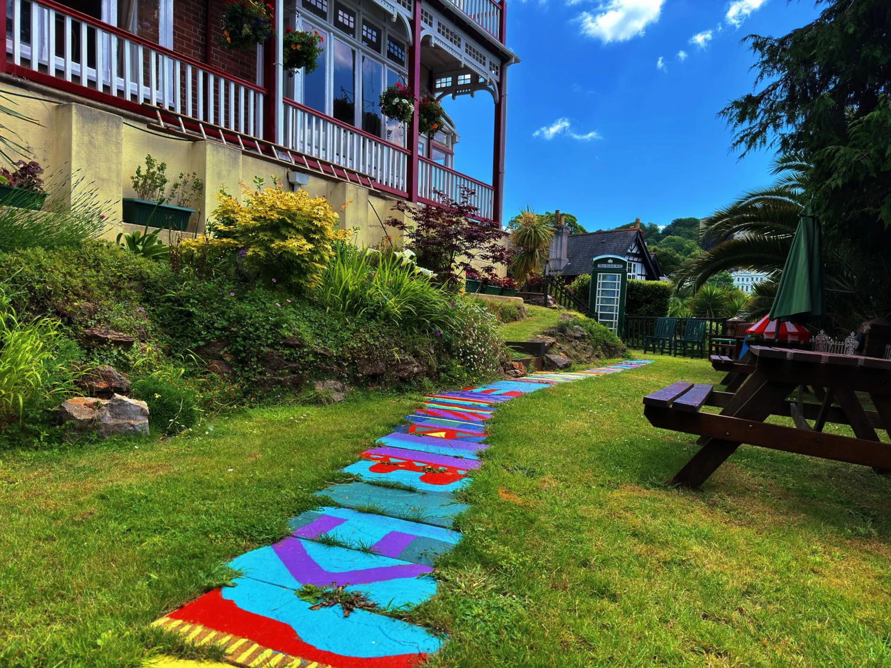 Garden in The Robin Hill