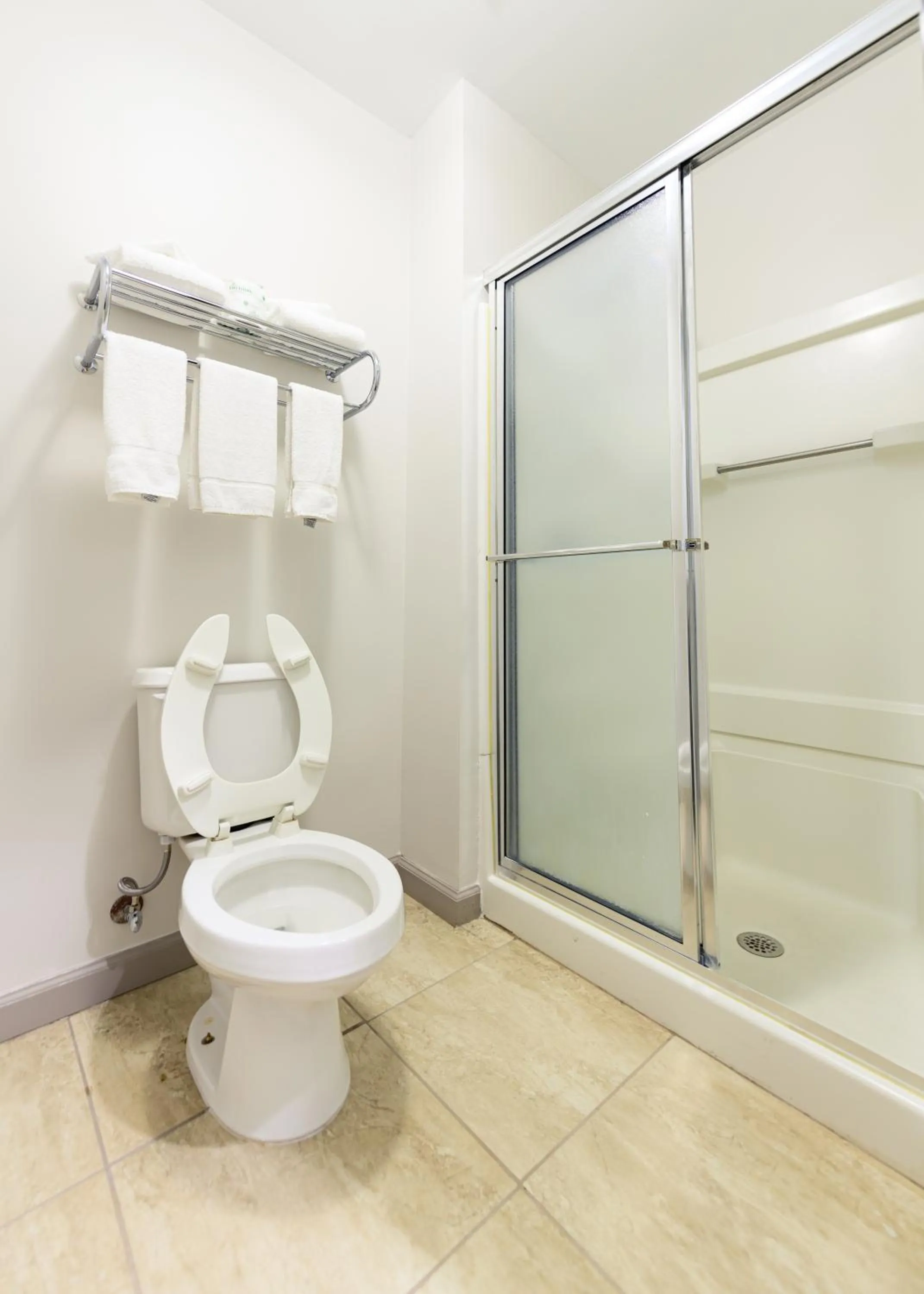 Bathroom in Super 8 by Wyndham High Point/Greensboro