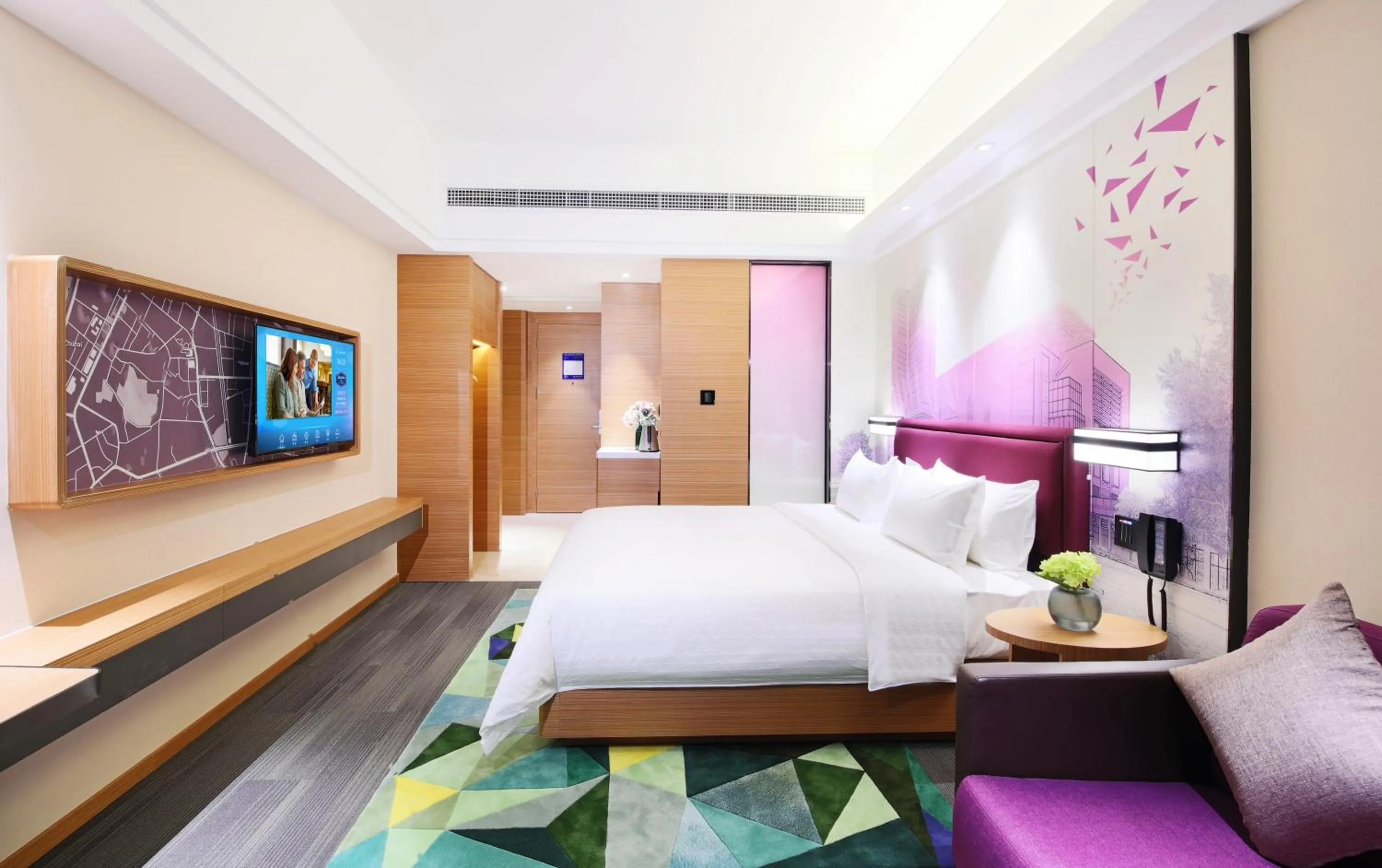 Bed in Hampton by Hilton Zhuhai Cheng Feng Plaza
