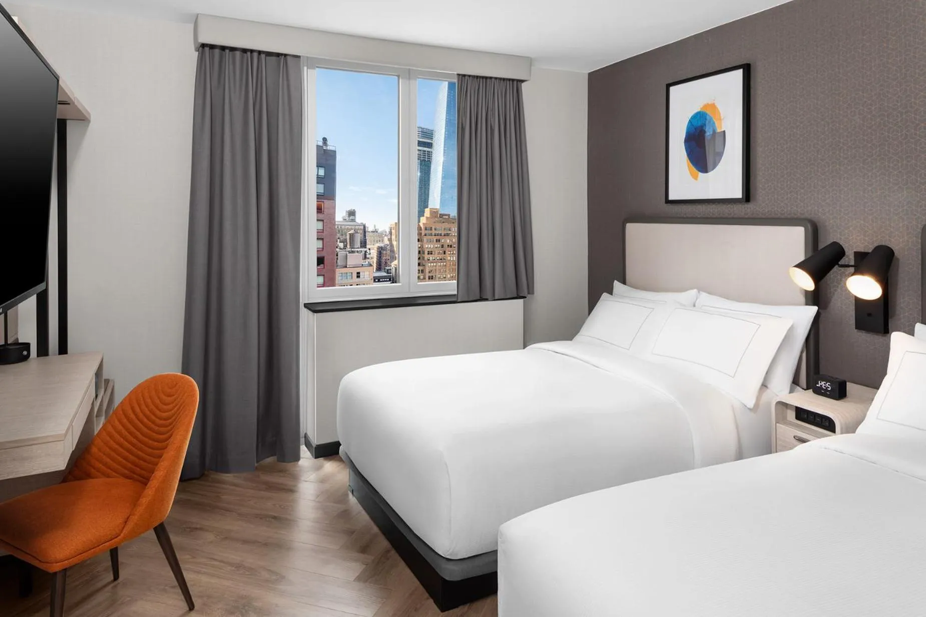 Photo of the whole room, Bed in voco Times Square South New York by IHG