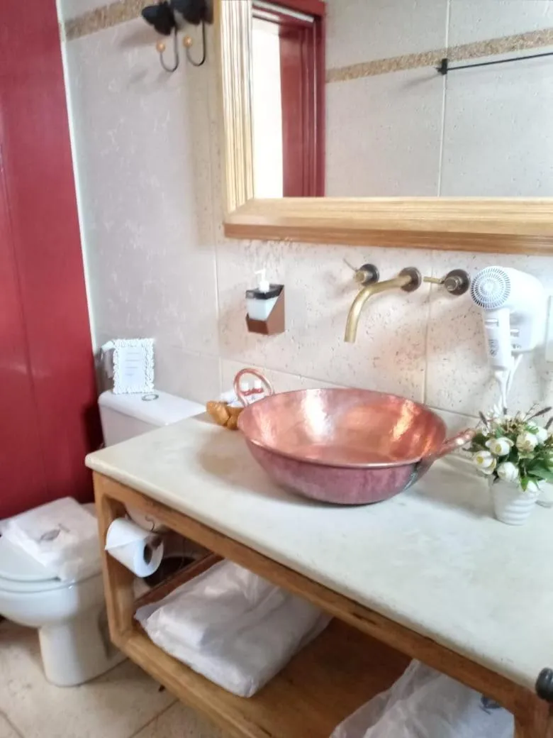 Bathroom in Pousada Araujo Bazilio