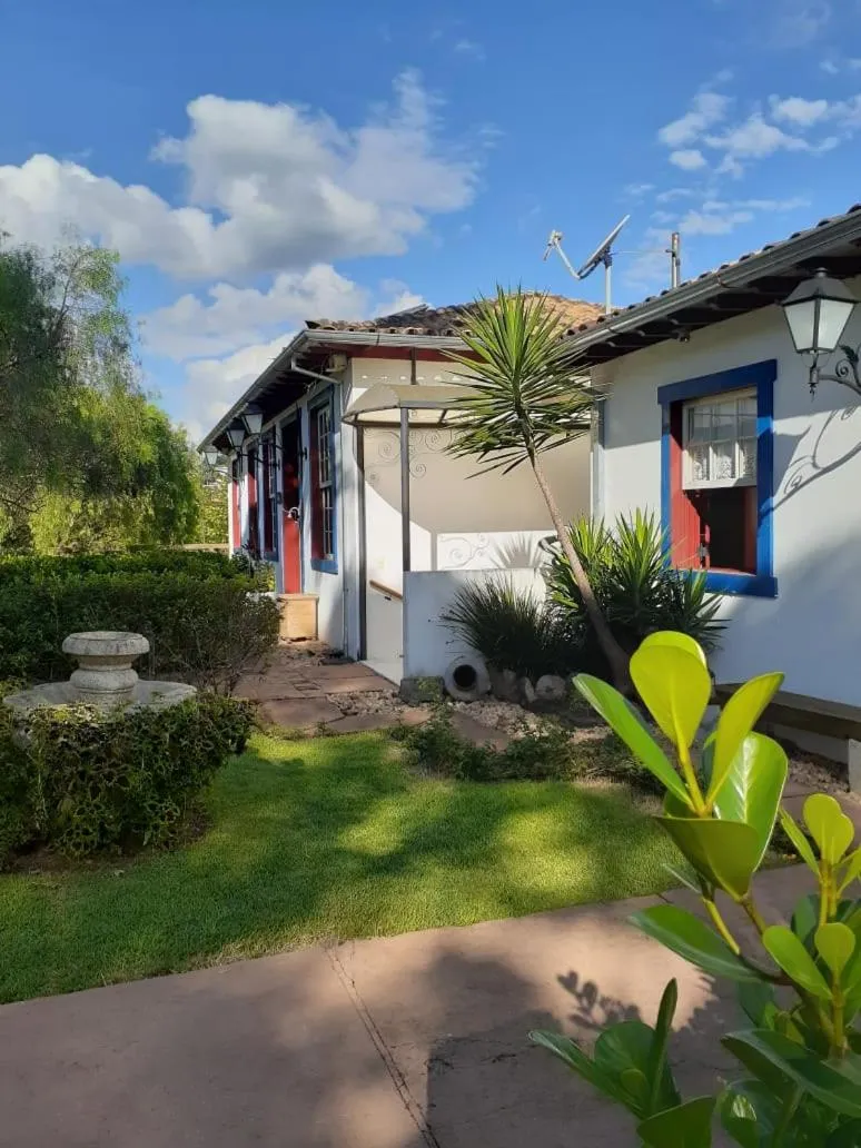 Facade/entrance in Pousada Araujo Bazilio