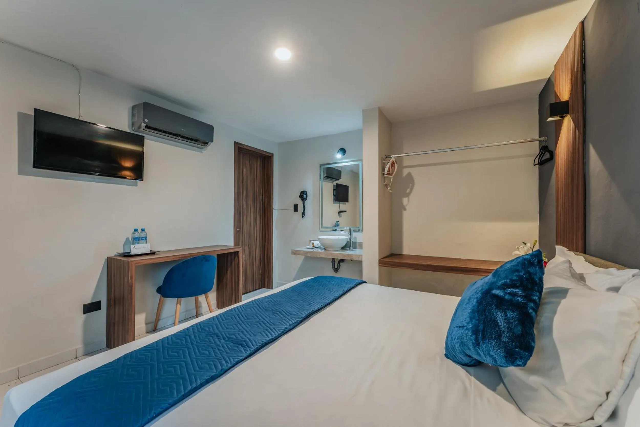 Bed in Hotel Casa Nova, Merida