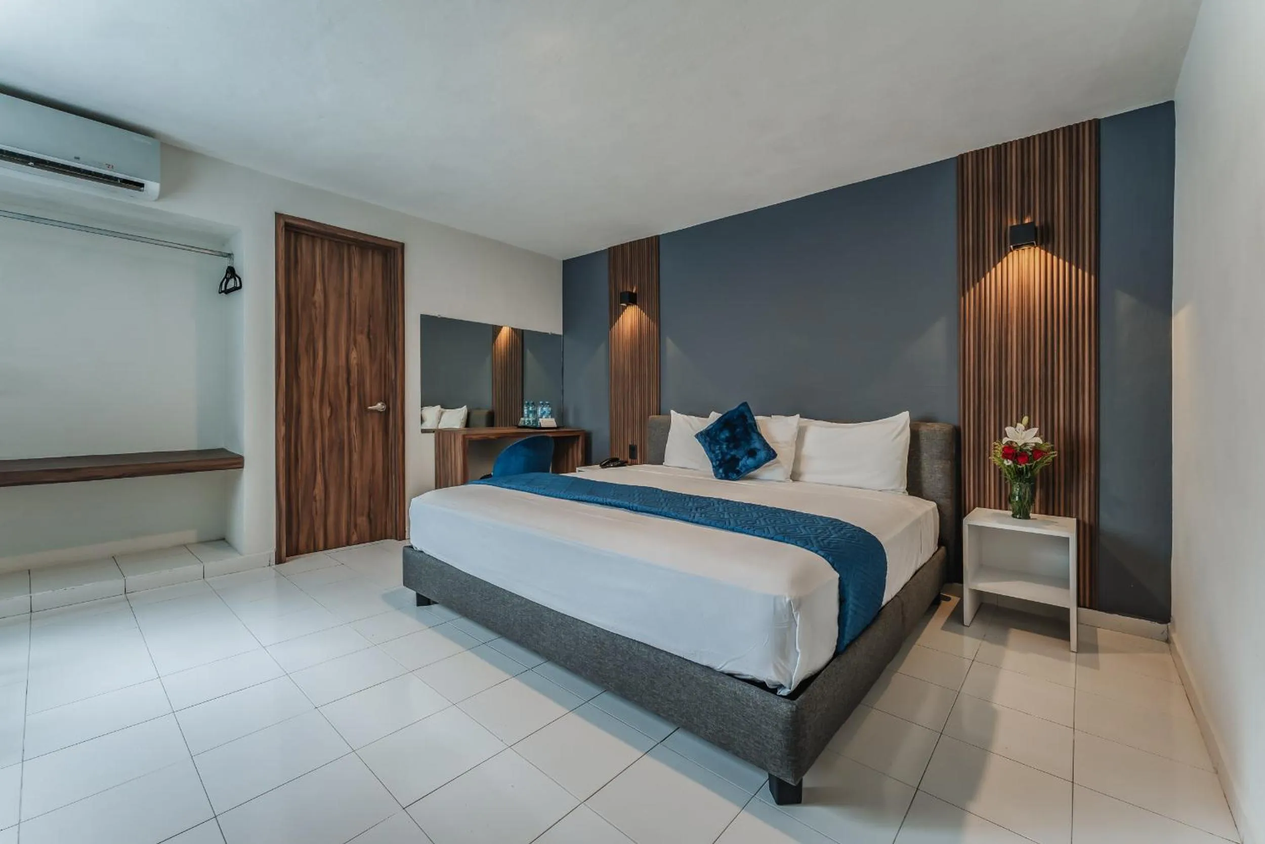 Bed in Hotel Casa Nova, Merida