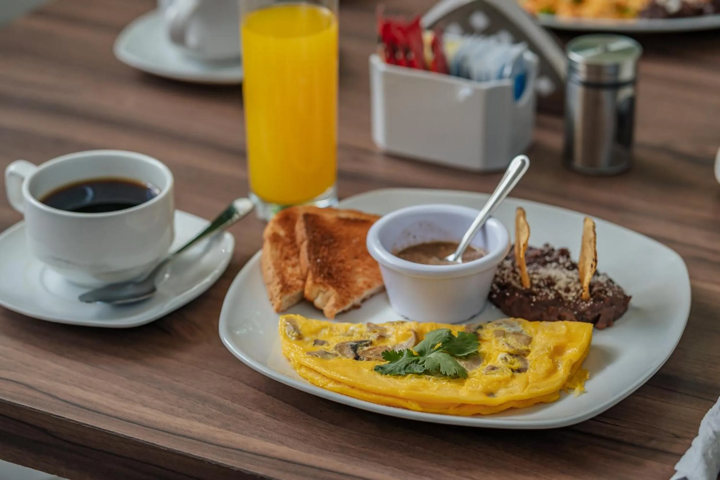 Restaurant/places to eat in Hotel Casa Nova, Merida