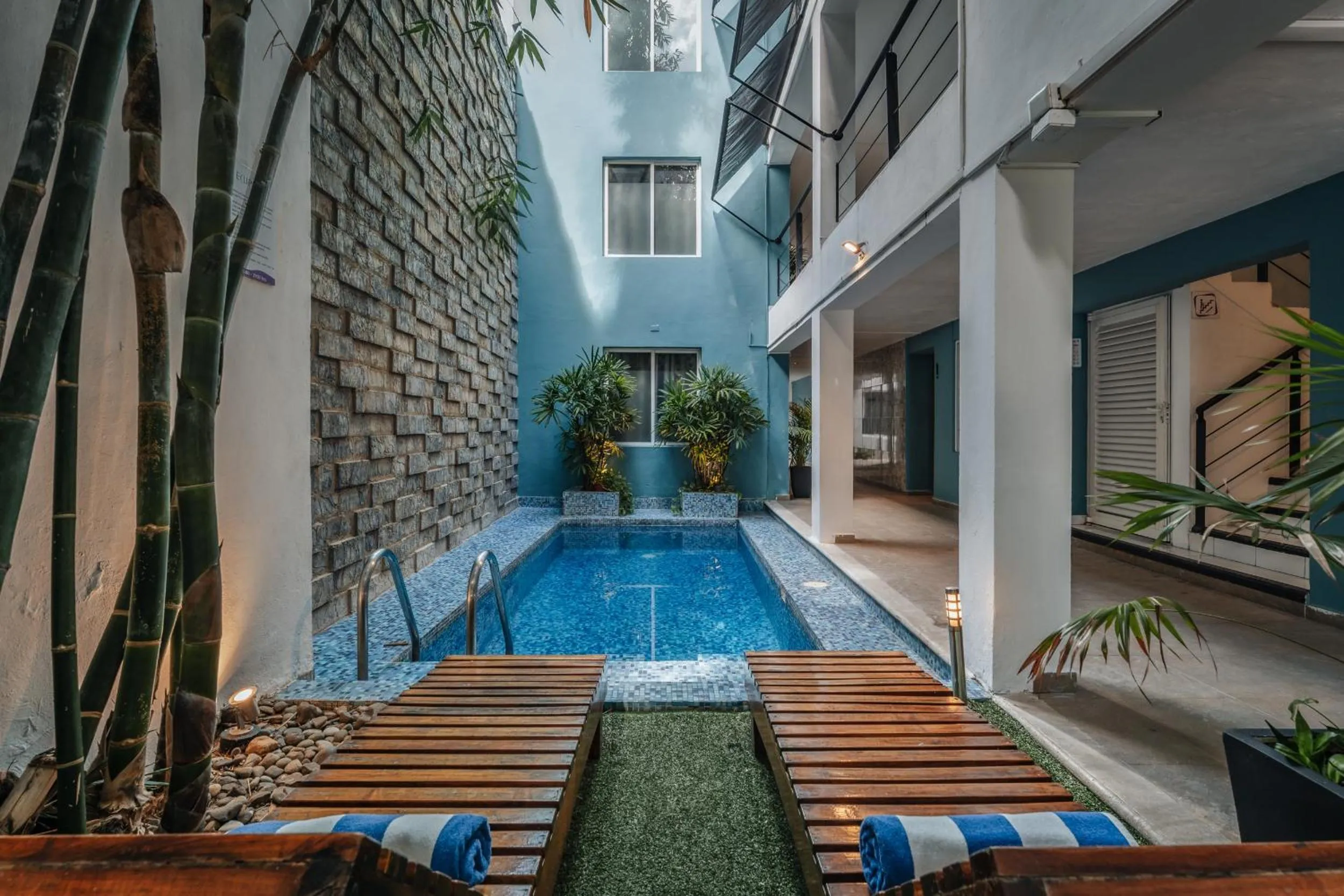 Pool view in Hotel Casa Nova, Merida
