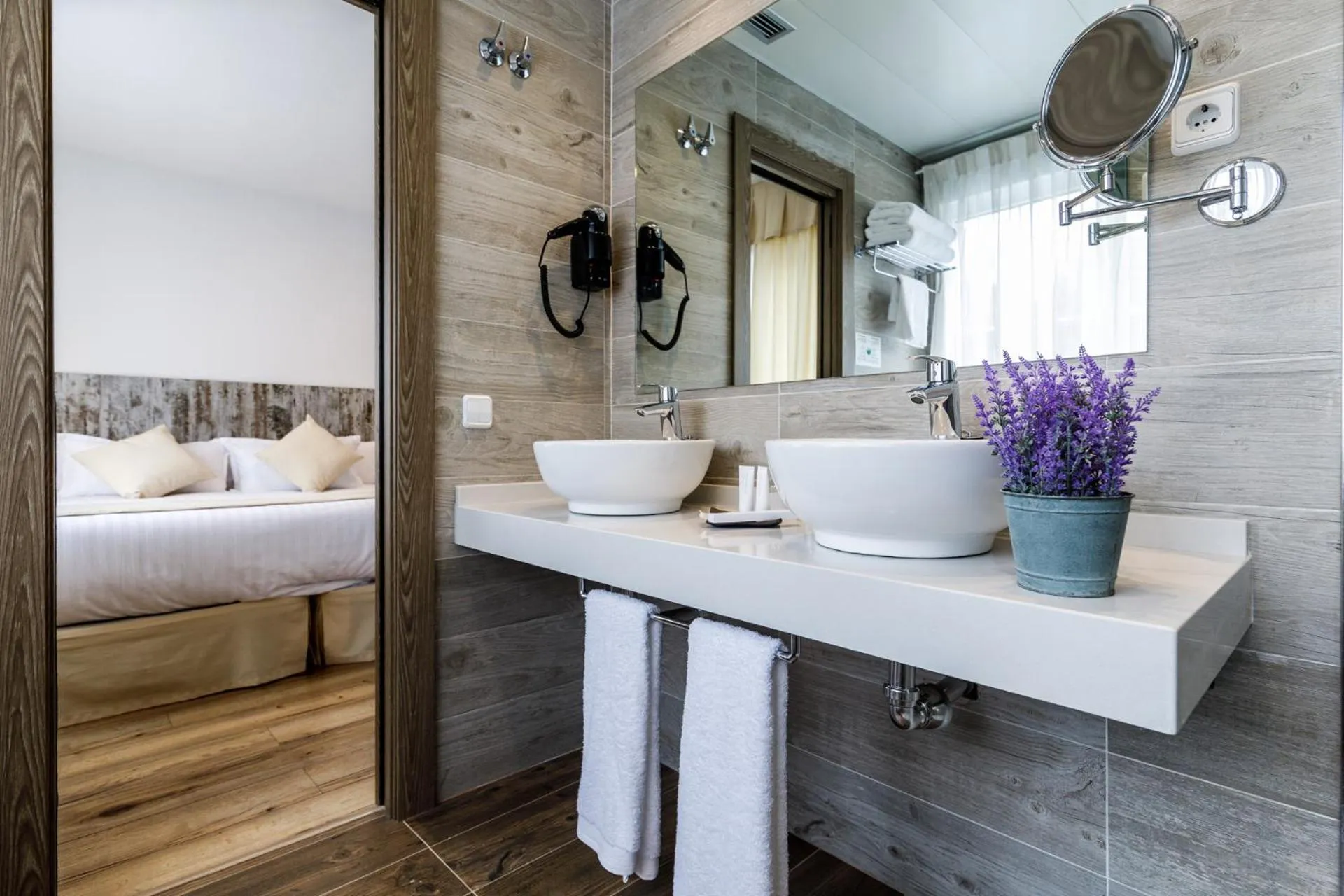 Bed in Suite Home Pinares